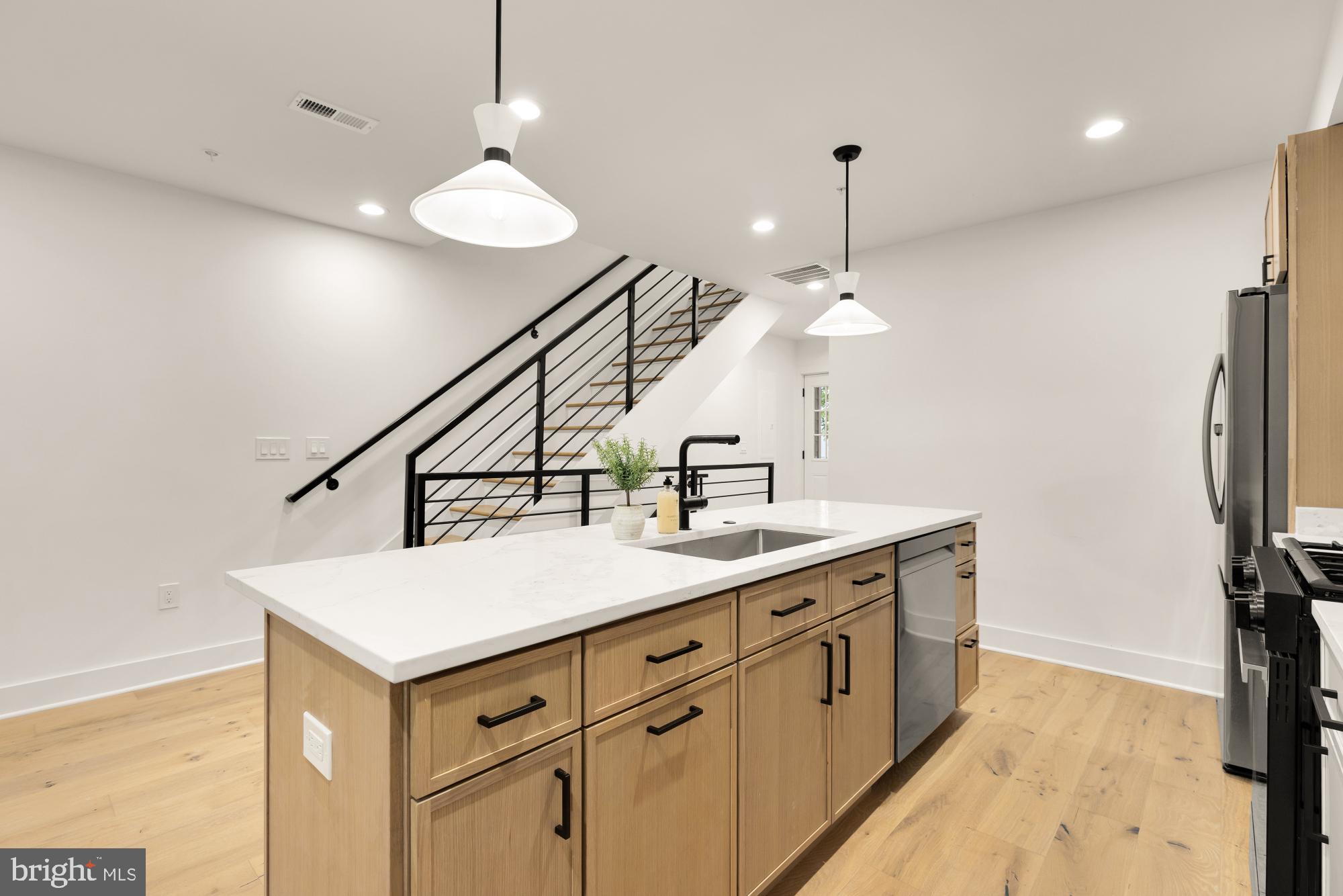 1325 ORREN STREET NE D