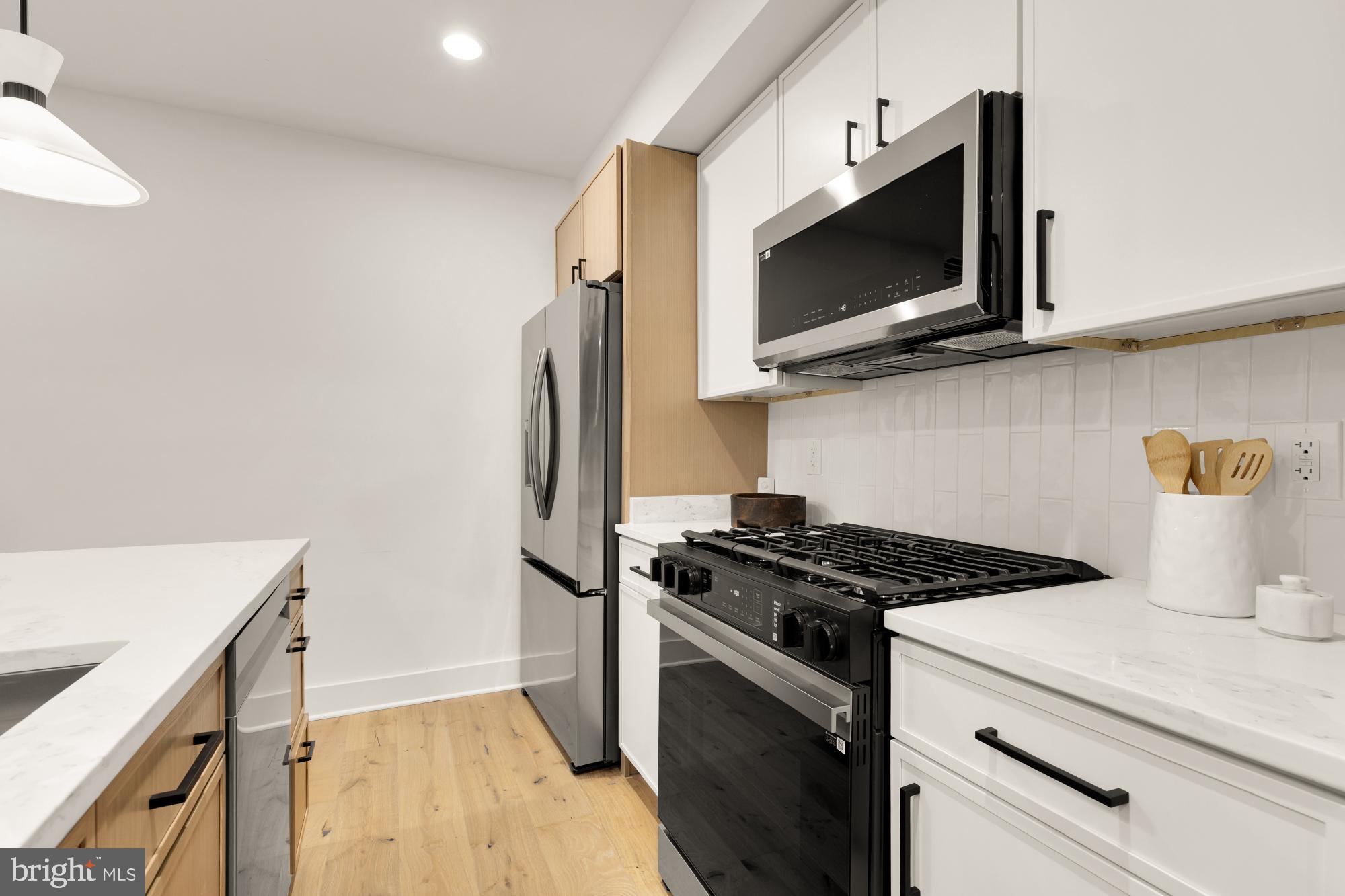 1325 ORREN STREET NE D