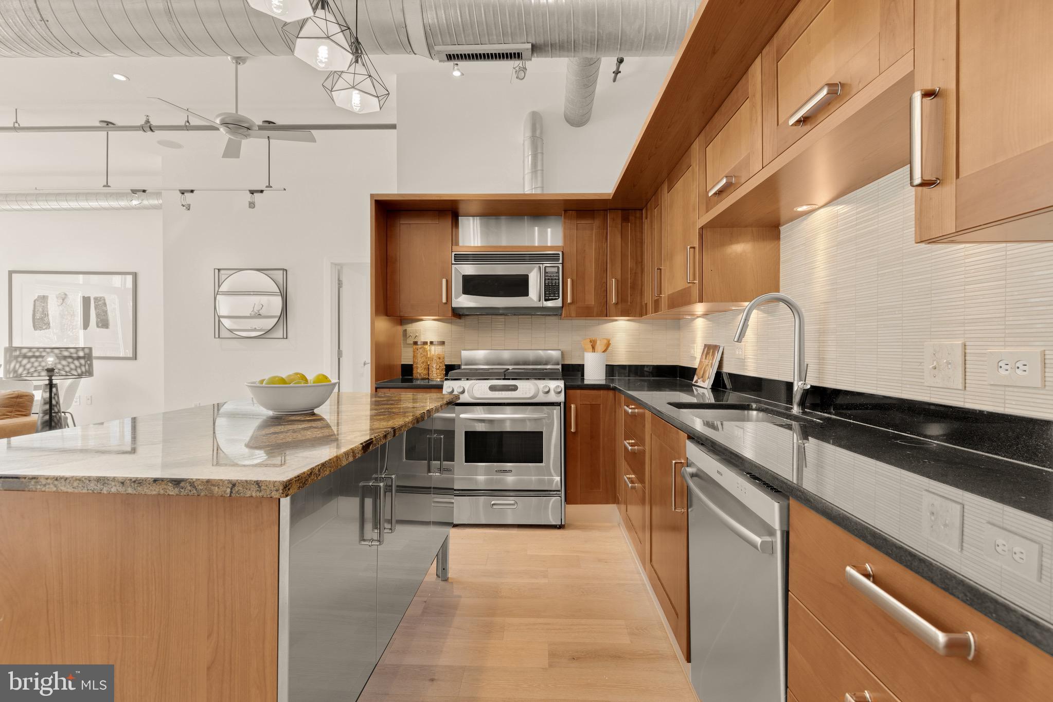 1401 CHURCH STREET NW 523