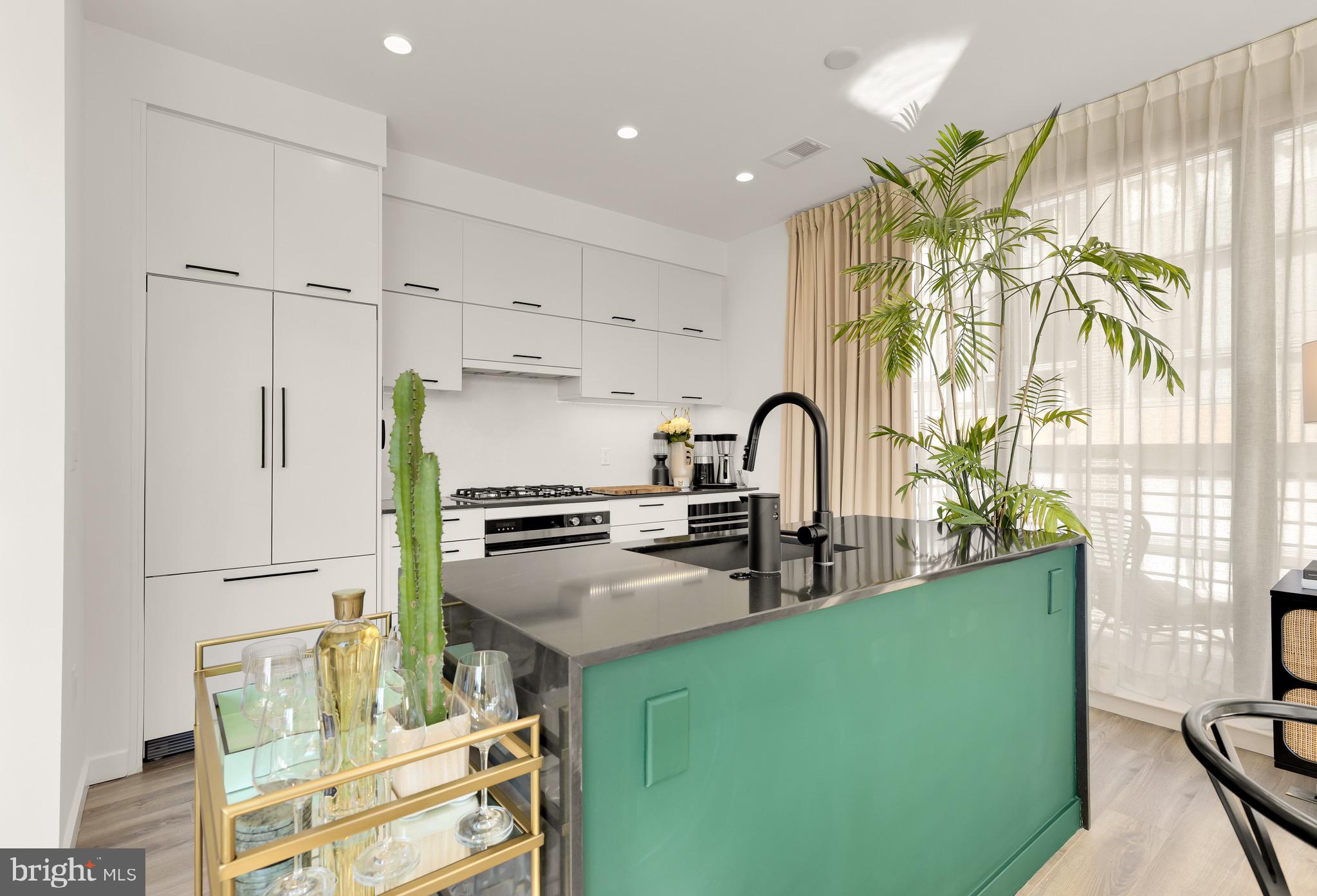 1500 HARRY THOMAS WAY NE 501