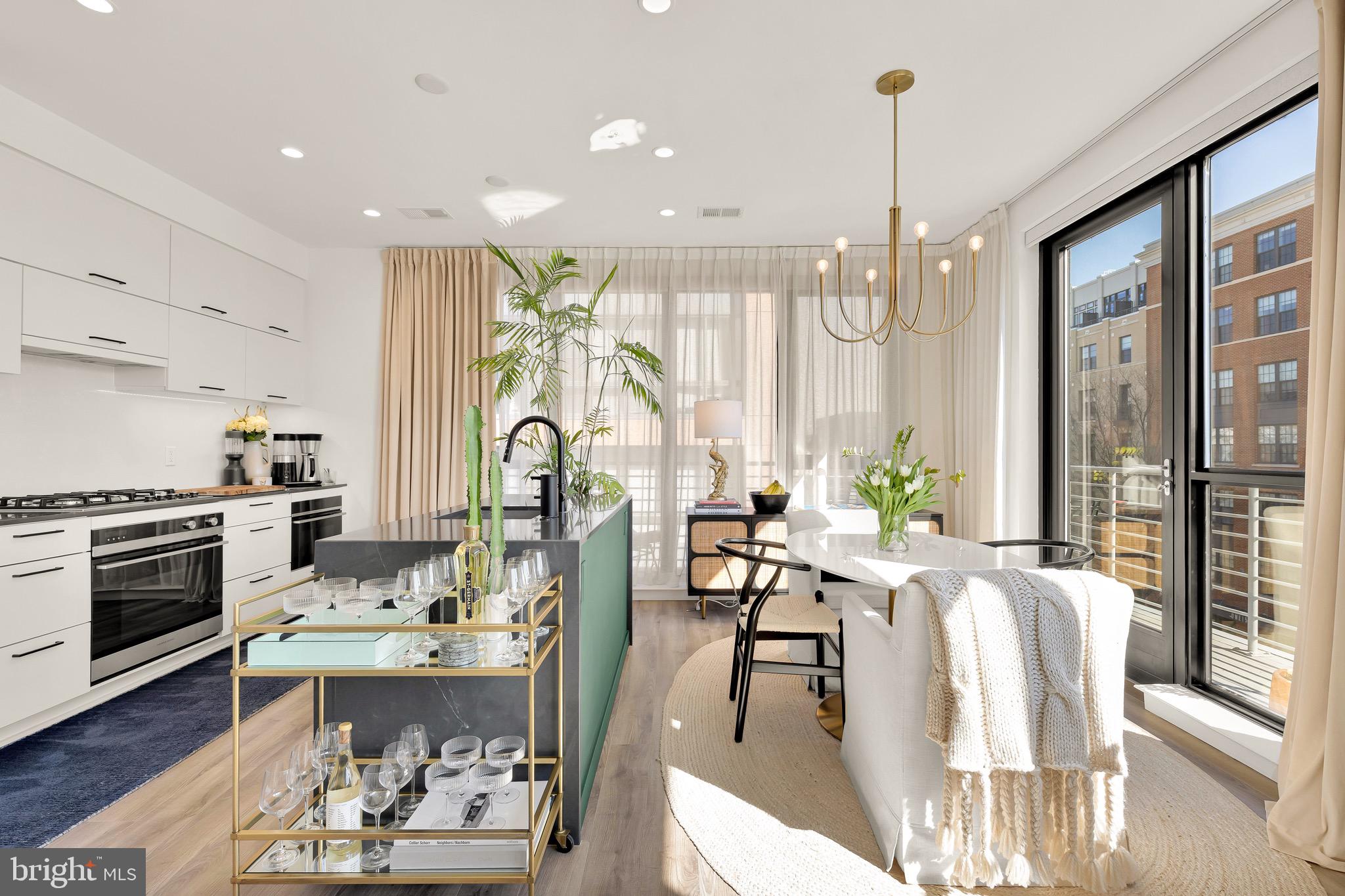 1500 HARRY THOMAS WAY NE 501