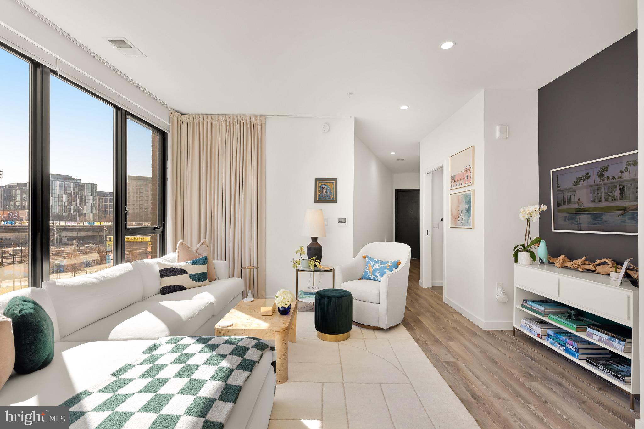 1500 HARRY THOMAS WAY NE 501