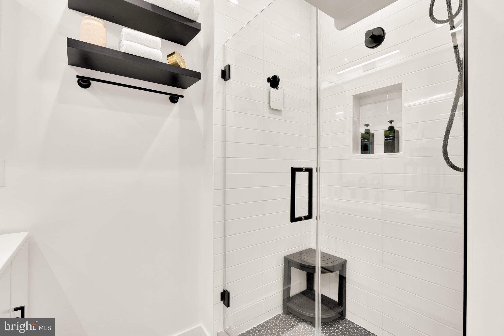 1500 HARRY THOMAS WAY NE 501