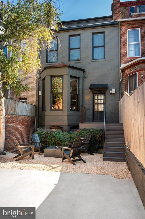 905 M STREET NW