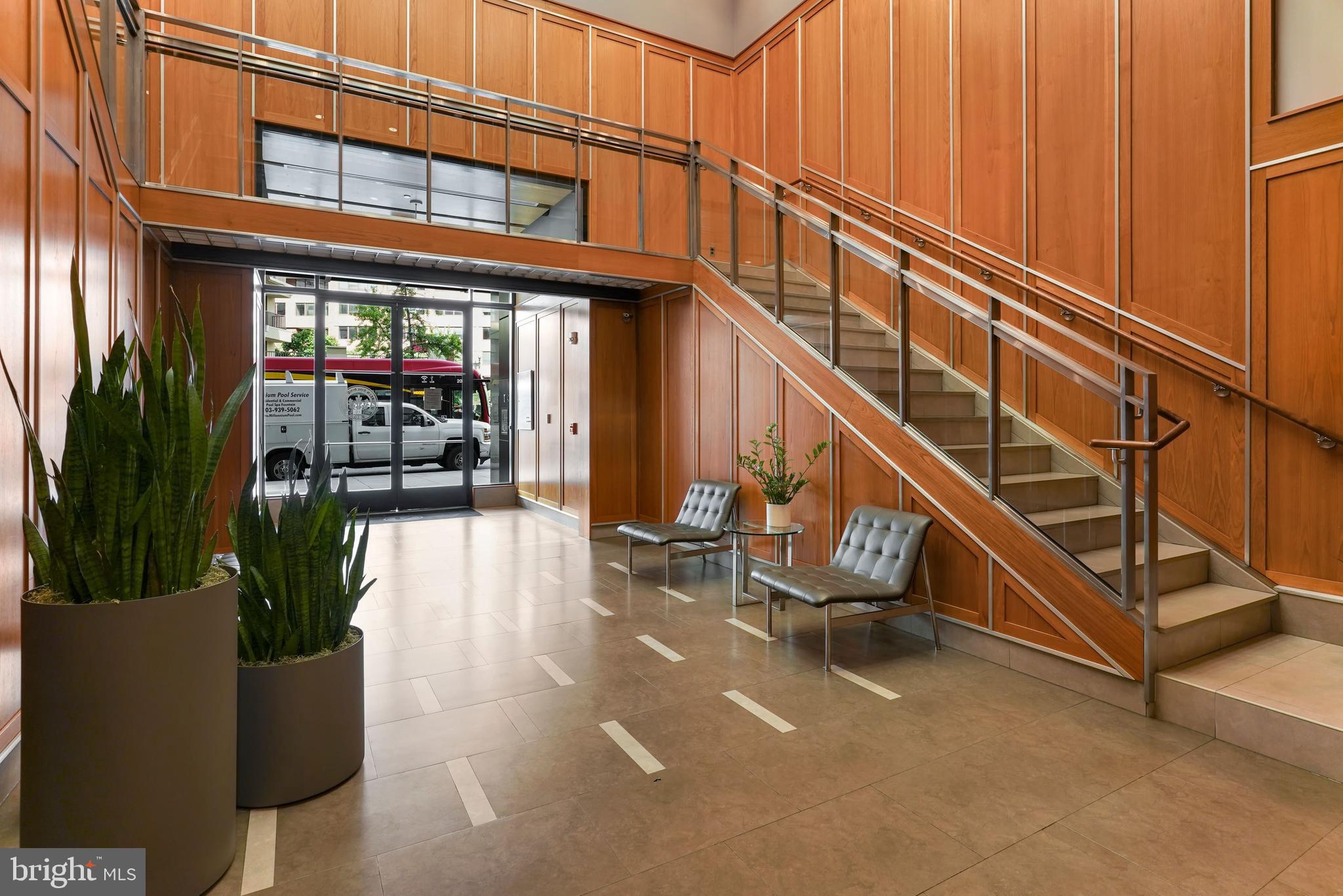 1133 14TH STREET NW 809