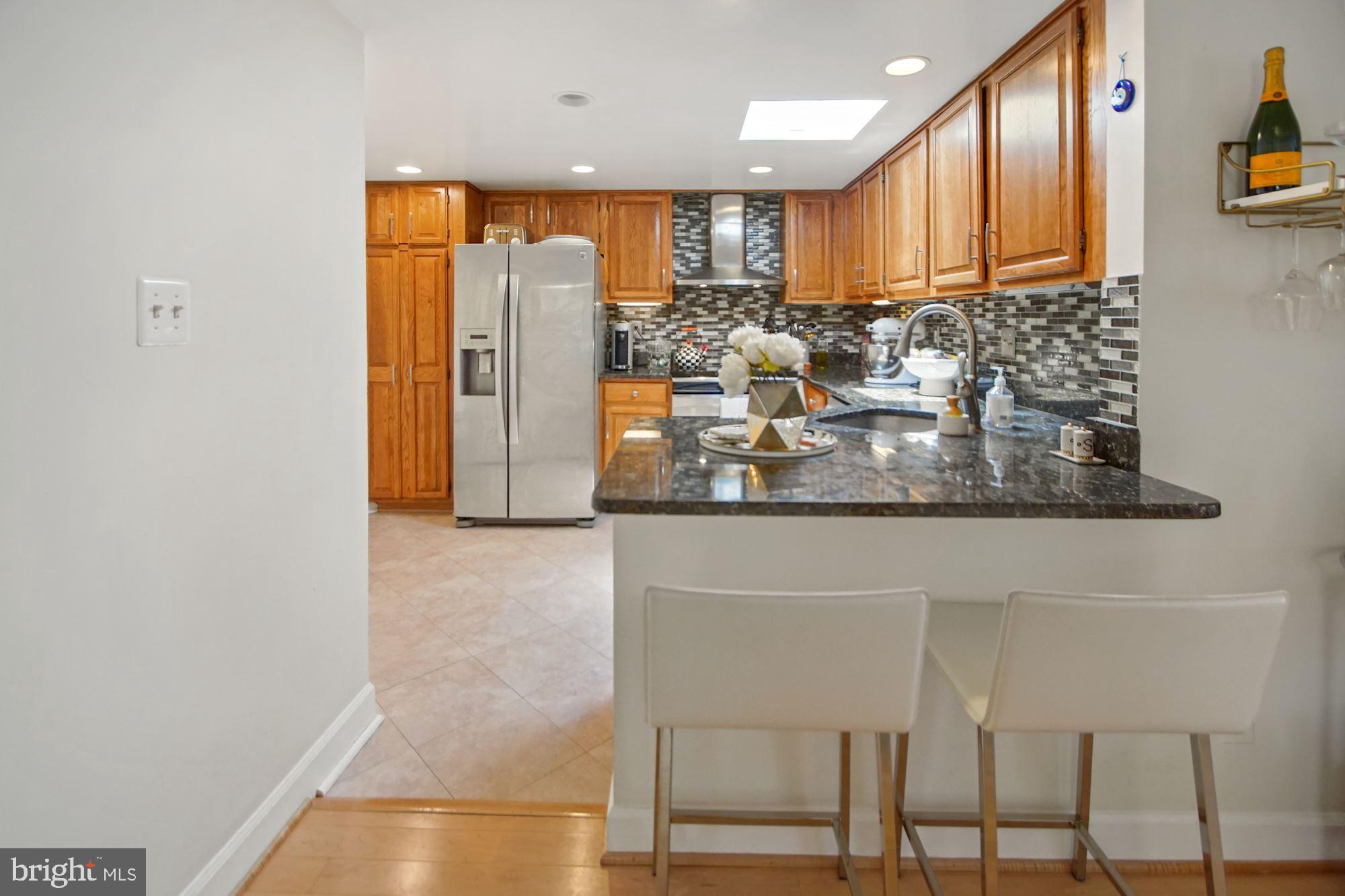 1080 WISCONSIN AVENUE NW 3011