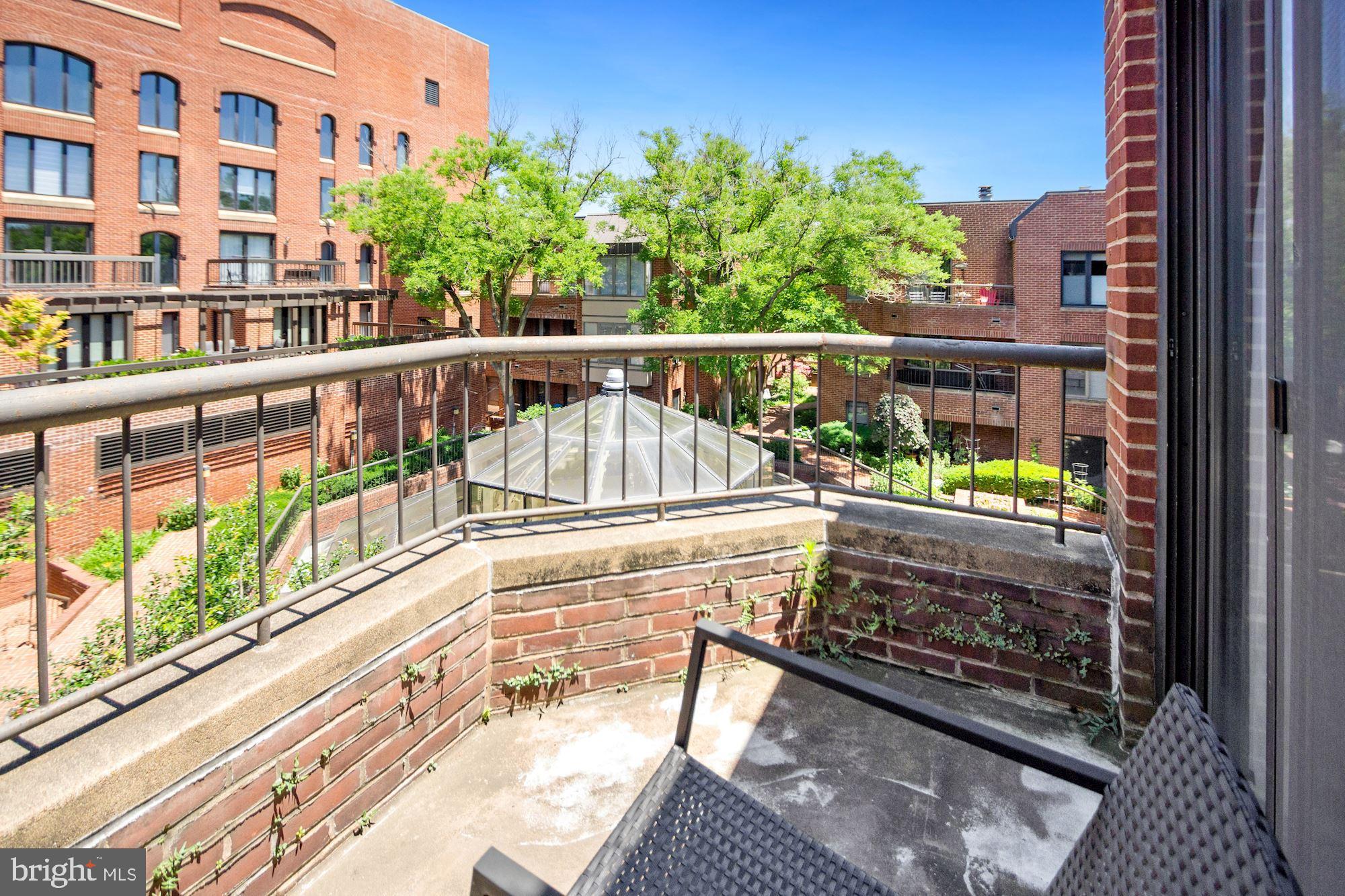 1080 WISCONSIN AVENUE NW 3011