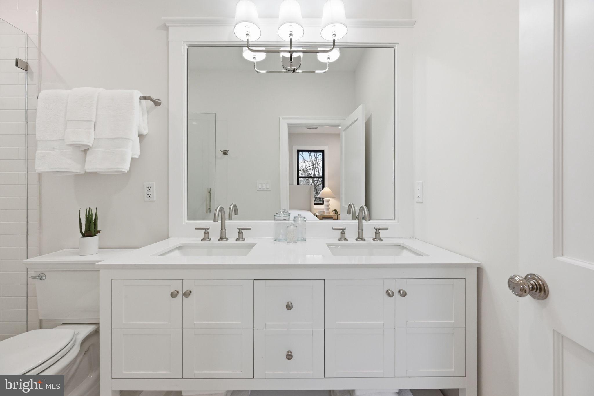 5230 CHEVY CHASE PARKWAY NW