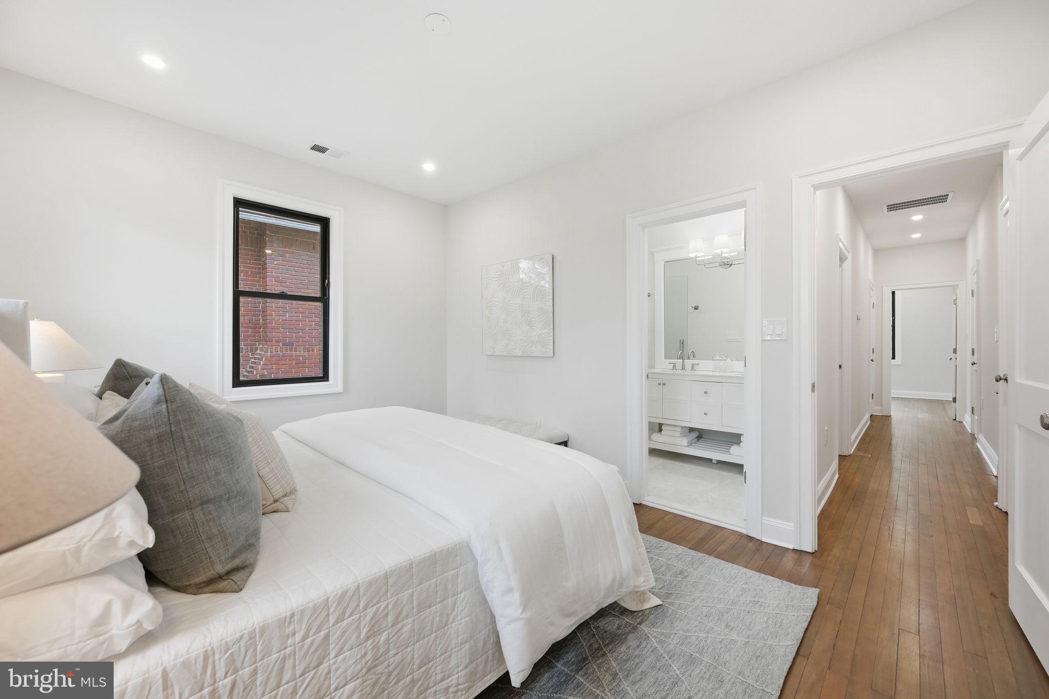 5230 CHEVY CHASE PARKWAY NW