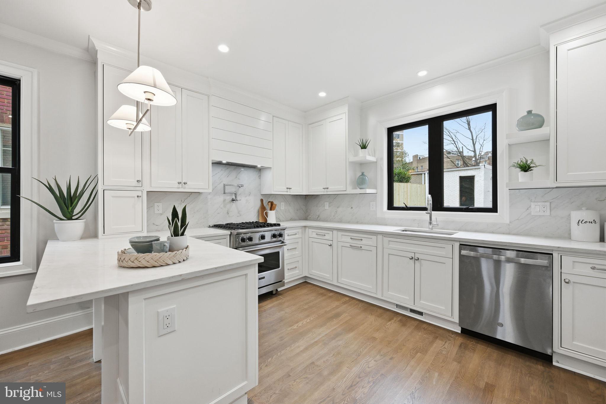 5230 CHEVY CHASE PARKWAY NW