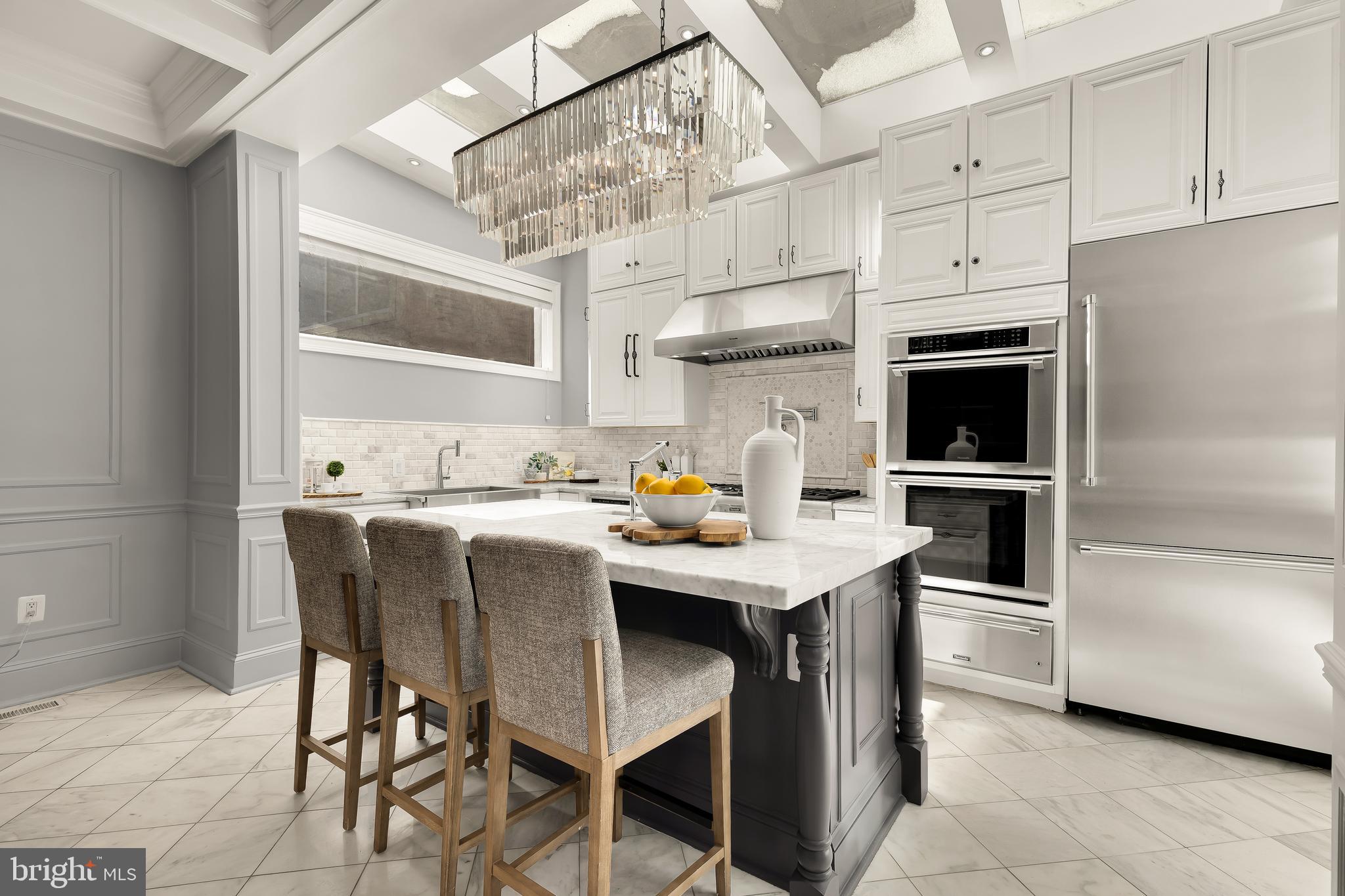 2200 DECATUR PLACE NW