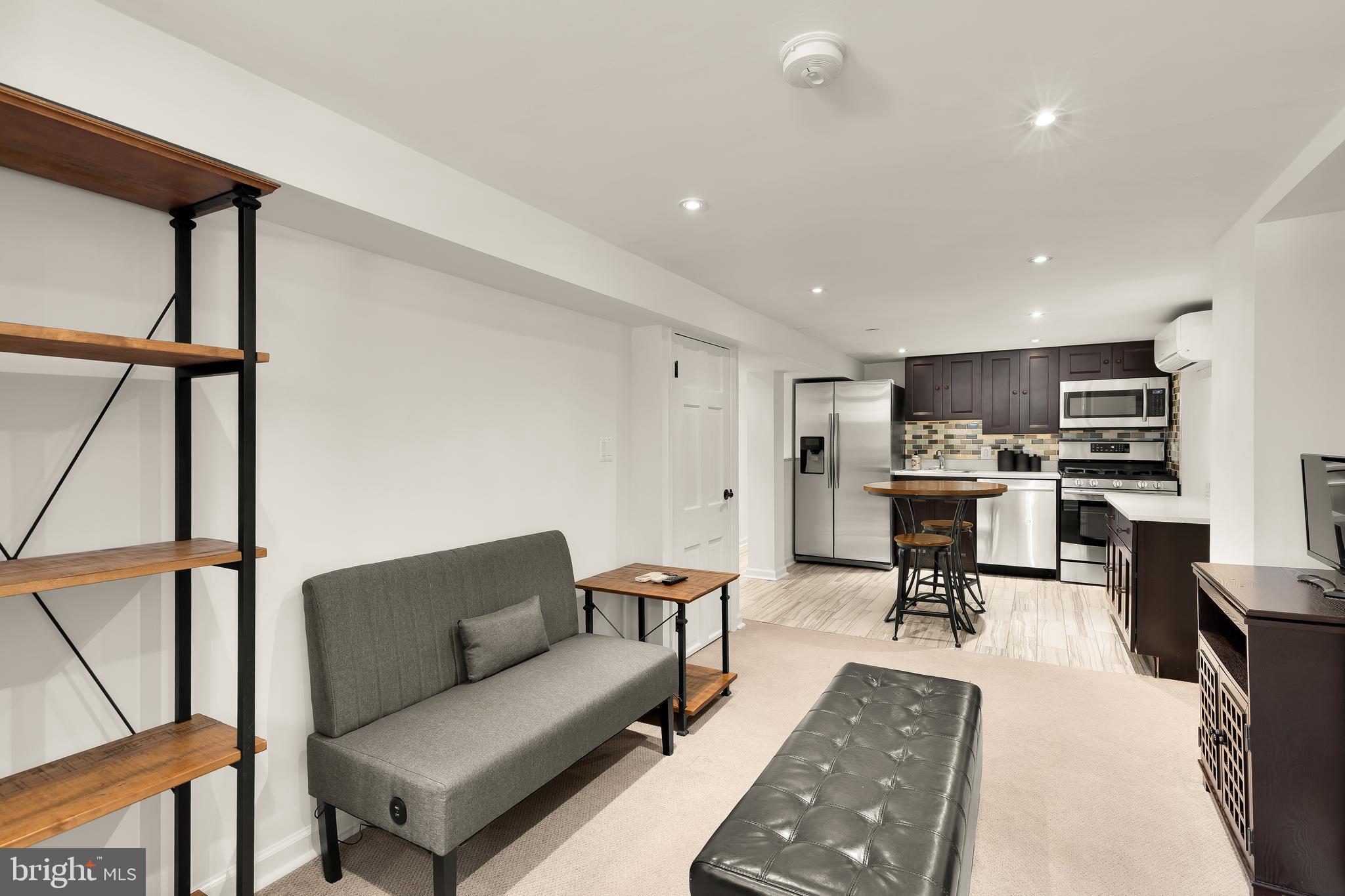 2200 DECATUR PLACE NW