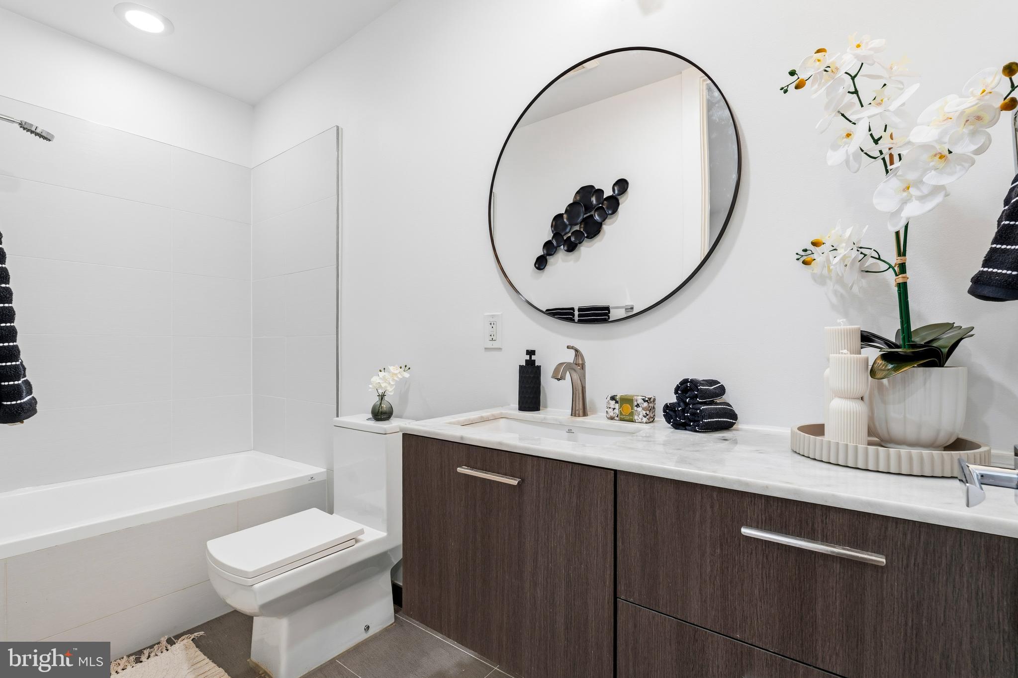 1837 KALORAMA ROAD NW F