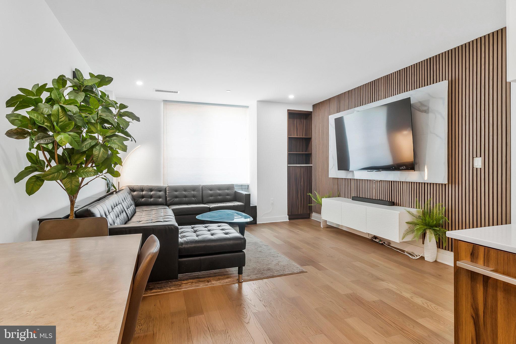 37 L STREET SE 101