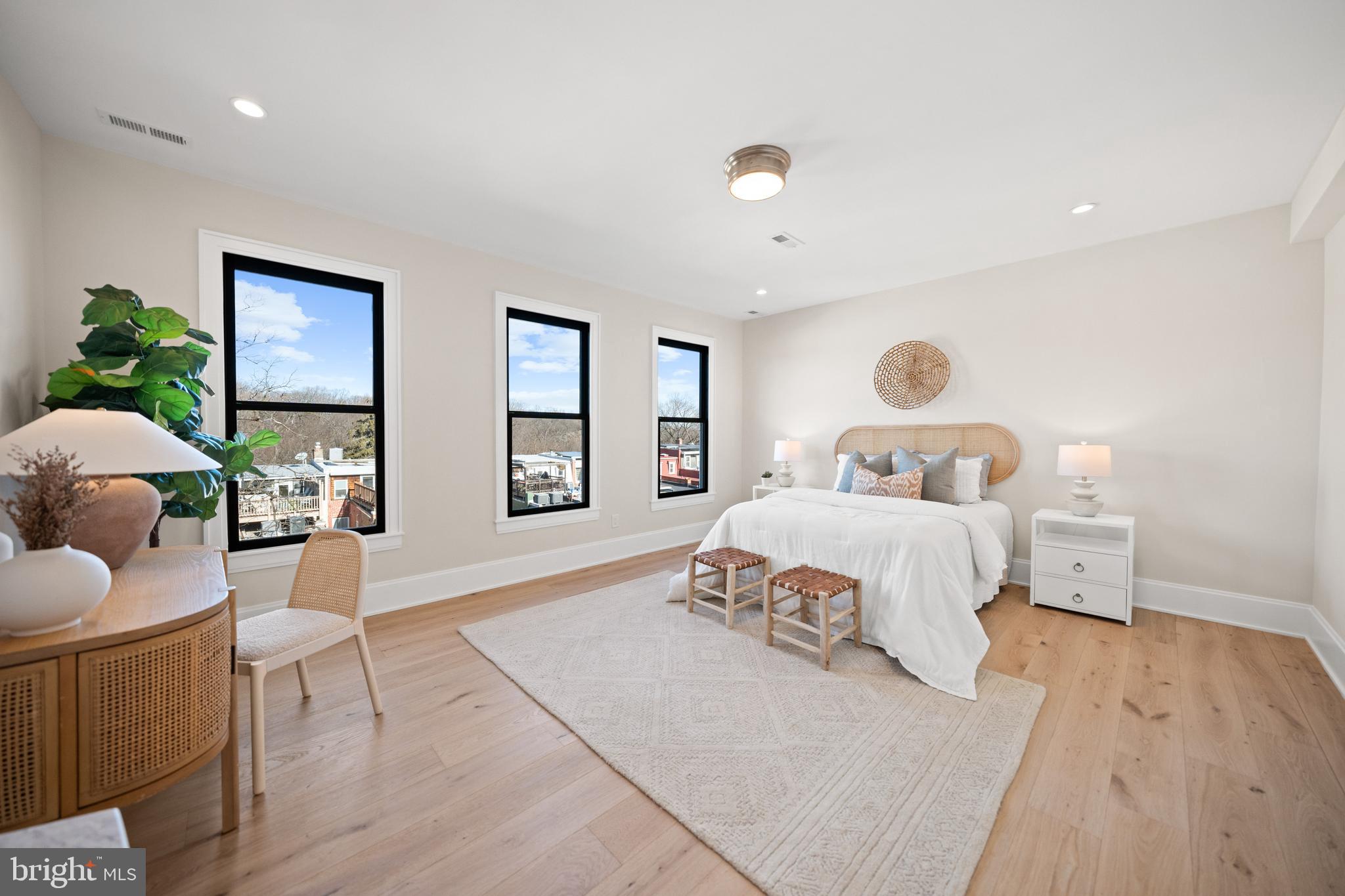 1863 NEWTON STREET NW