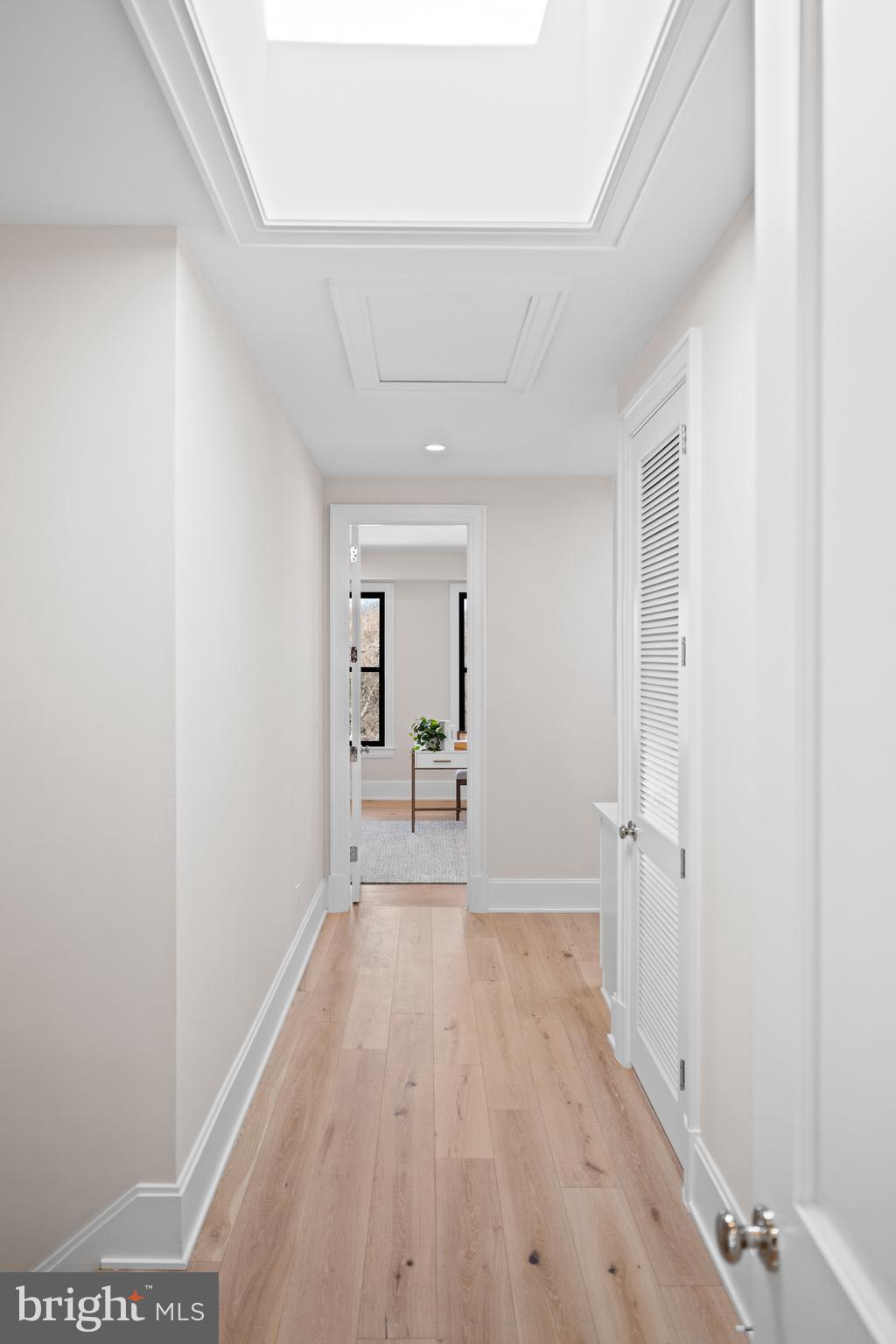 1863 NEWTON STREET NW