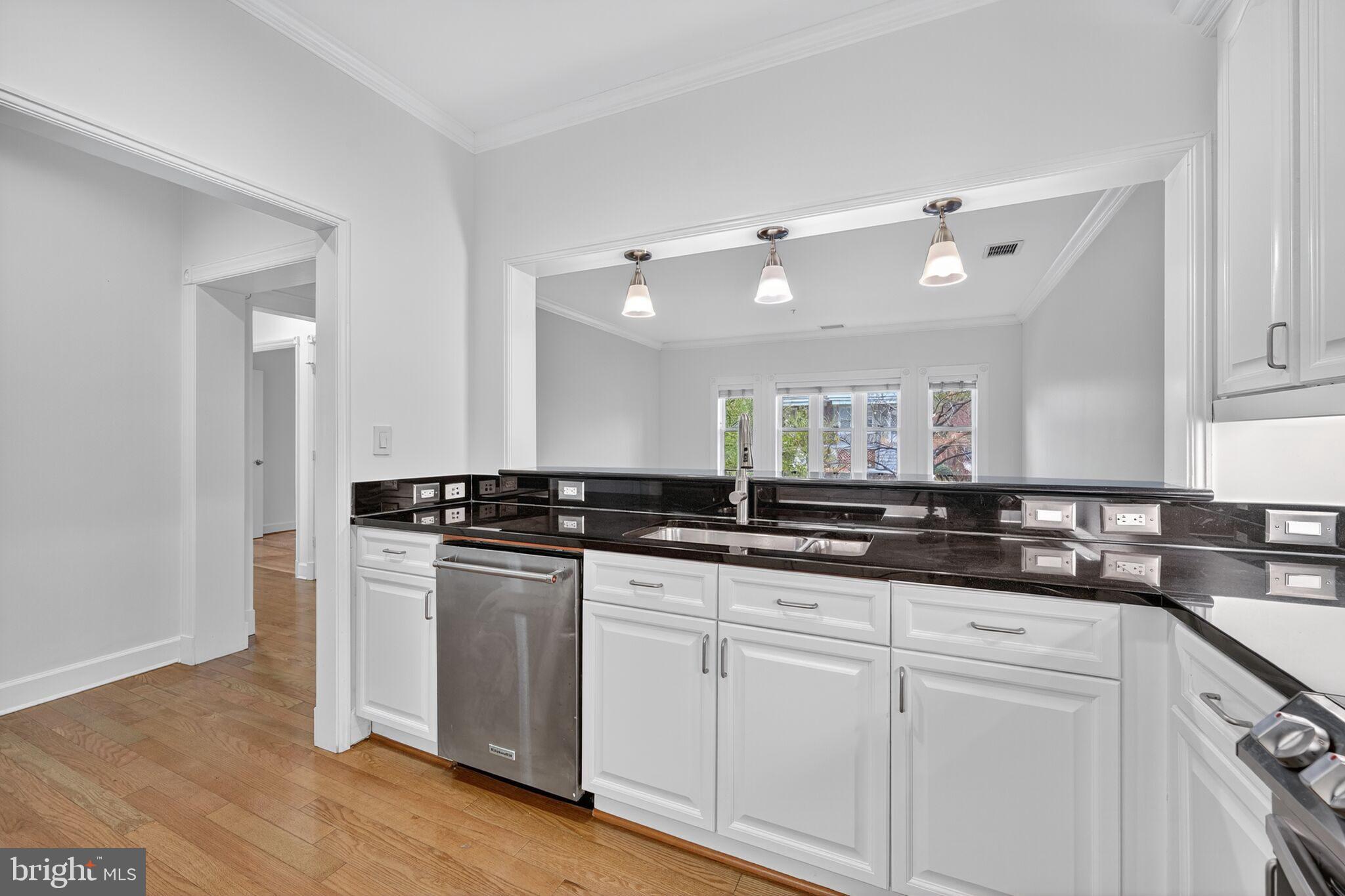 401 13TH STREET NE 203