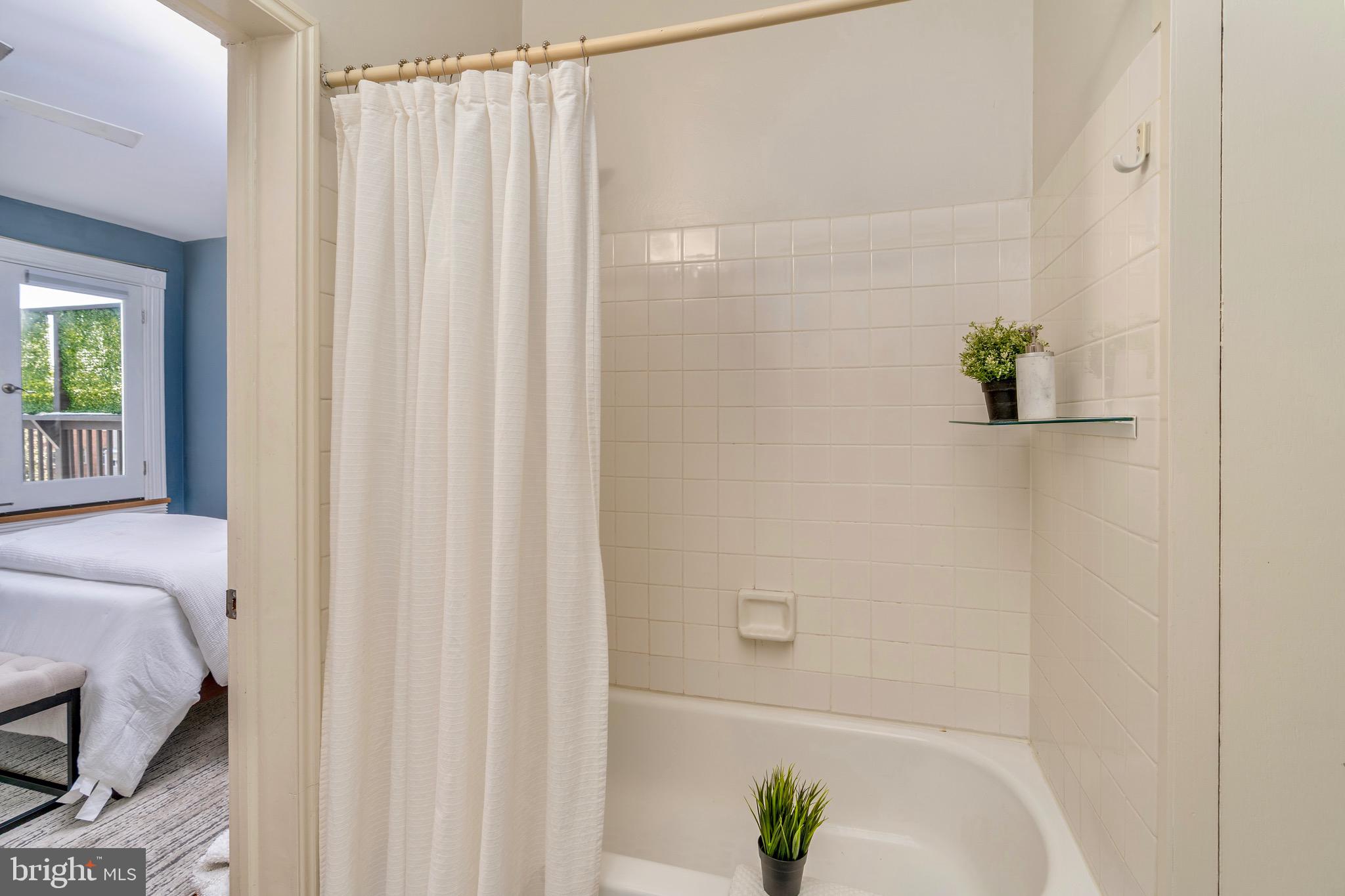 1817 19TH STREET NW 3