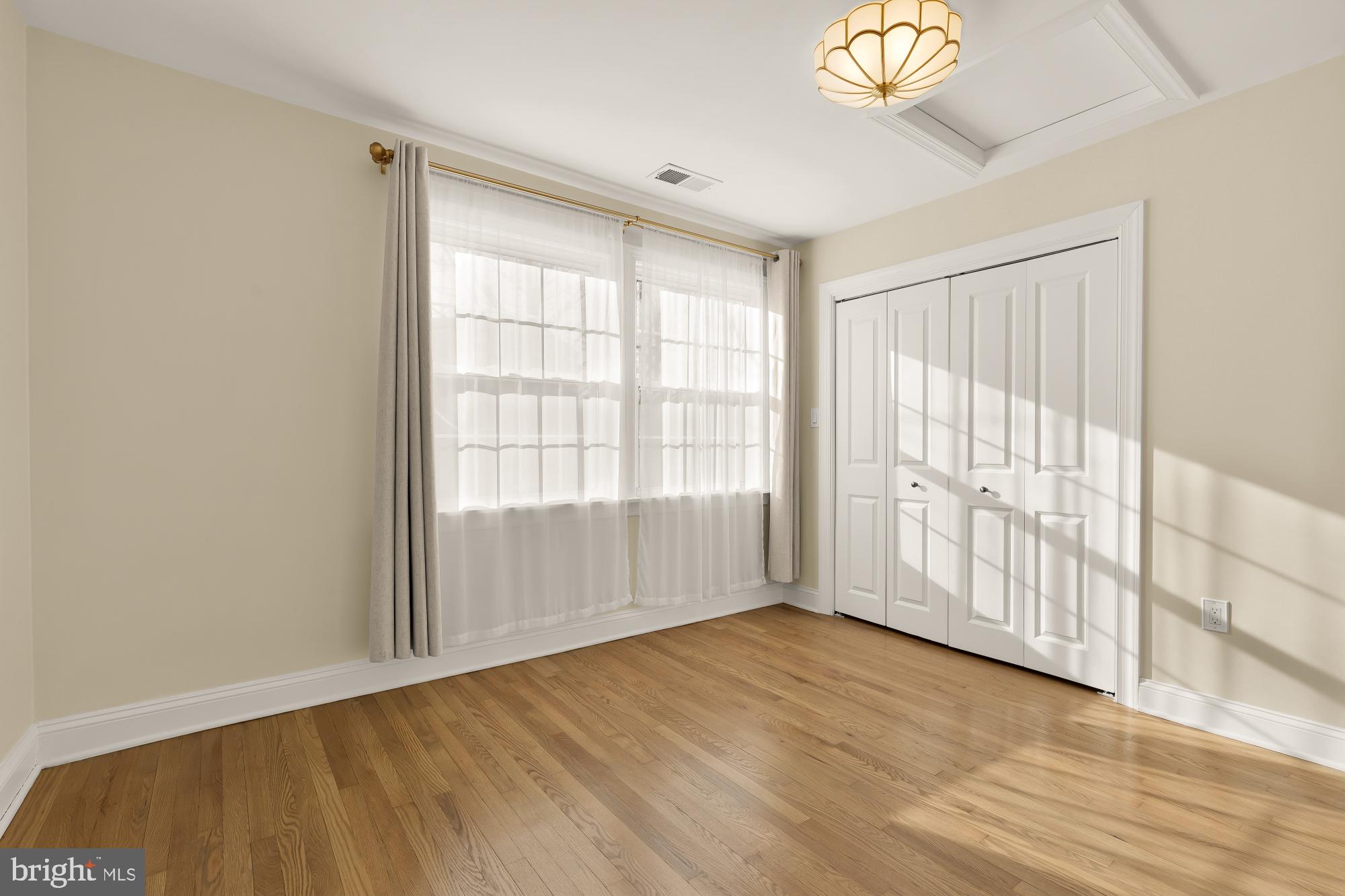 2205 OBSERVATORY PLACE NW