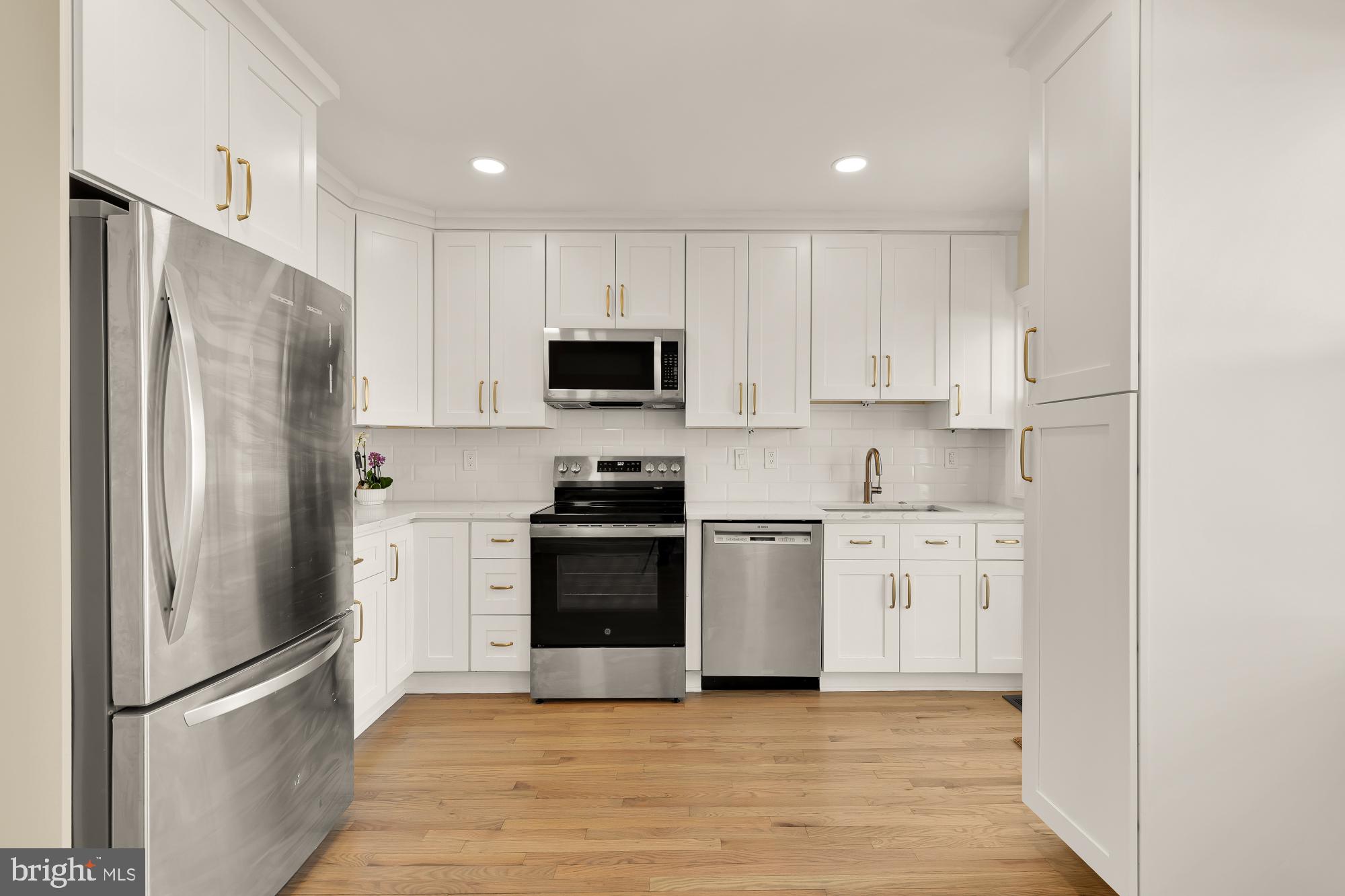 2205 OBSERVATORY PLACE NW