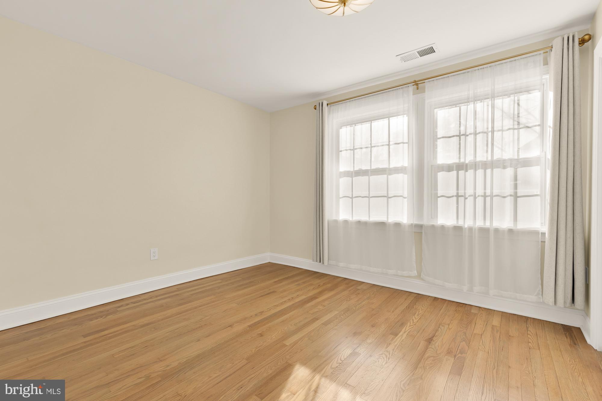 2205 OBSERVATORY PLACE NW