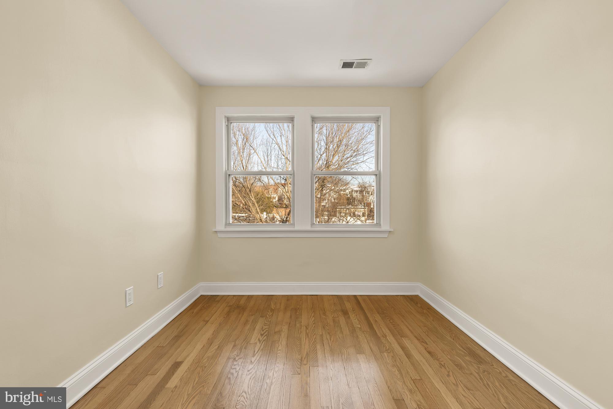 2205 OBSERVATORY PLACE NW