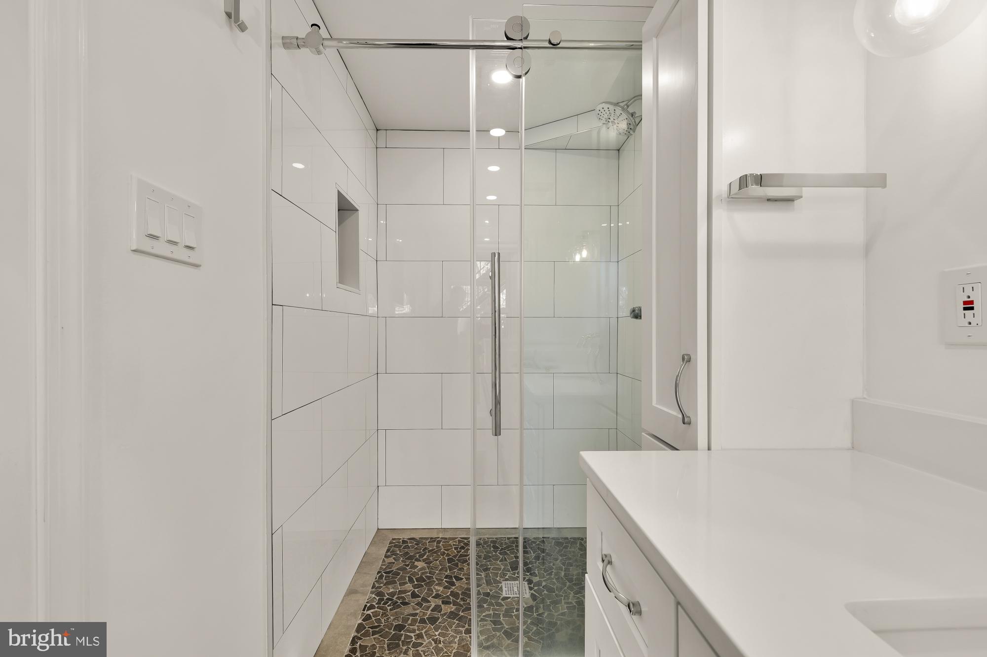 2205 OBSERVATORY PLACE NW