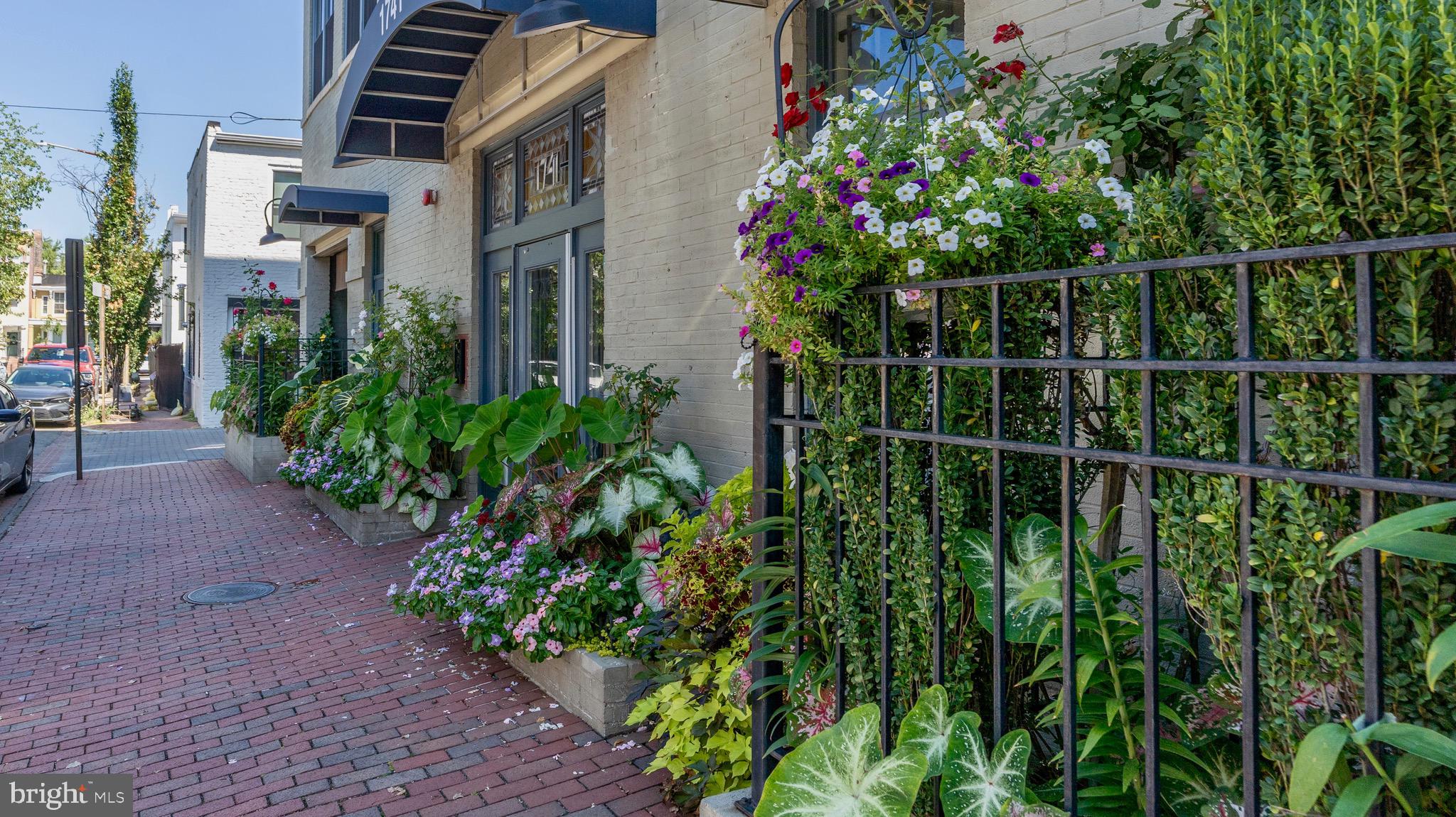 1741 JOHNSON AVENUE NW 301