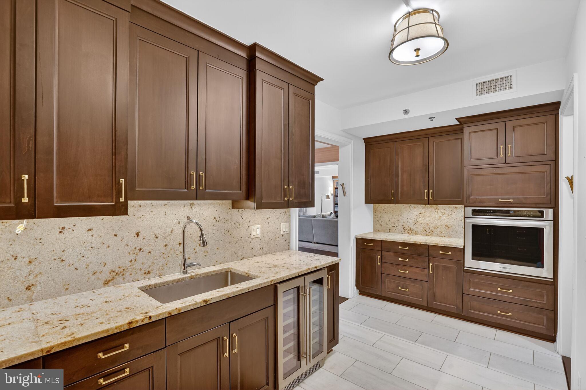 1111 23RD STREET NW 2B