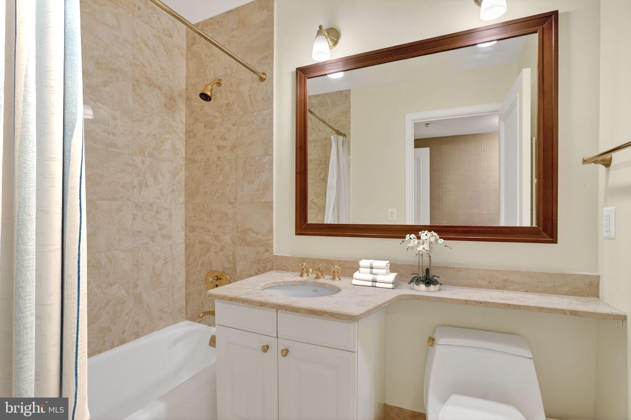 1111 23RD STREET NW 2B