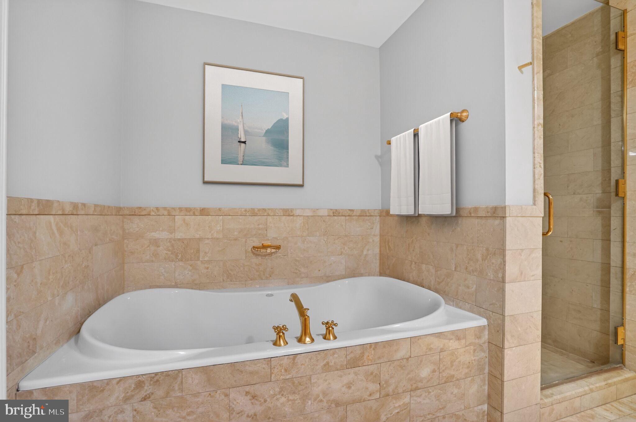 1111 23RD STREET NW 2B