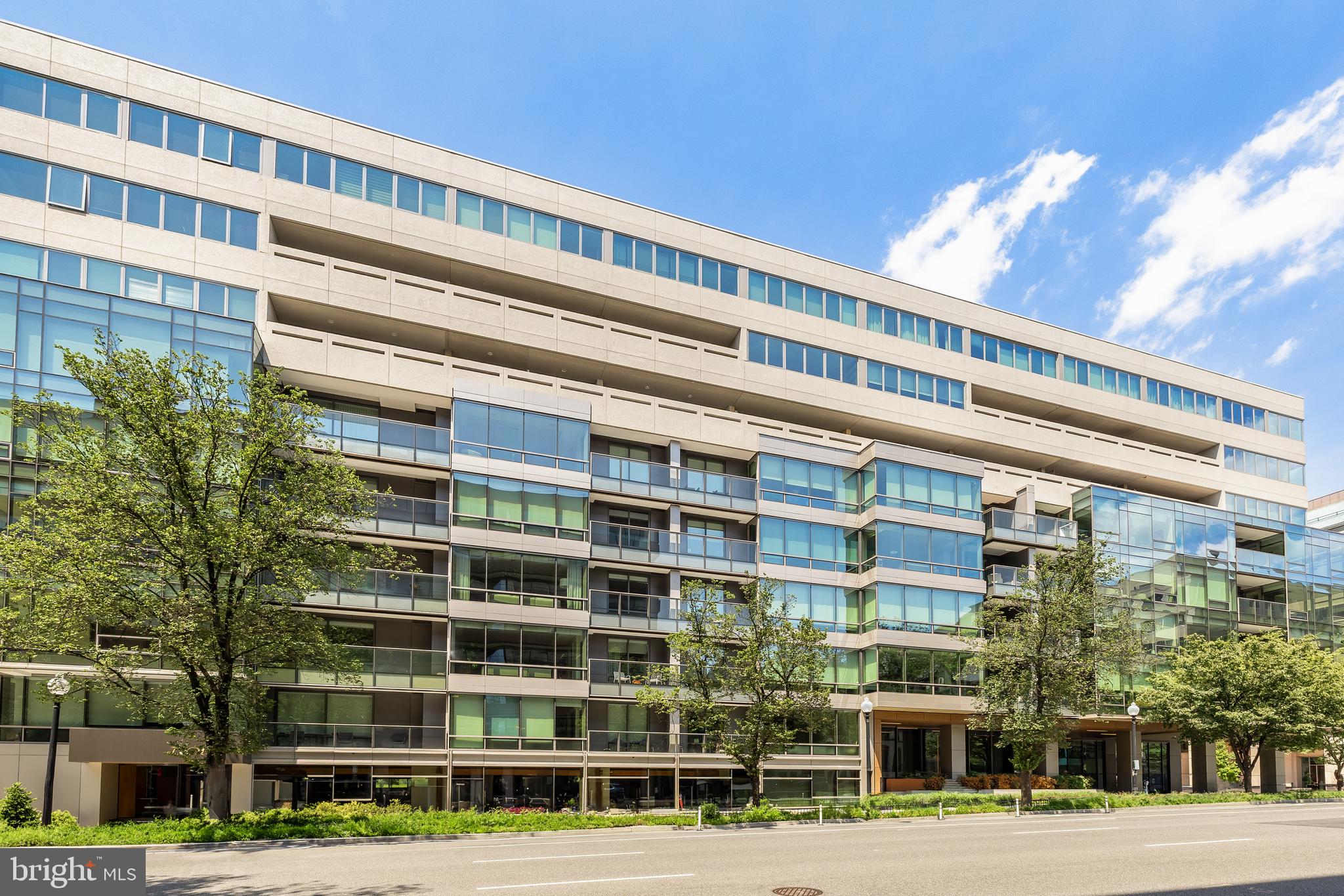 2501 M STREET NW 704