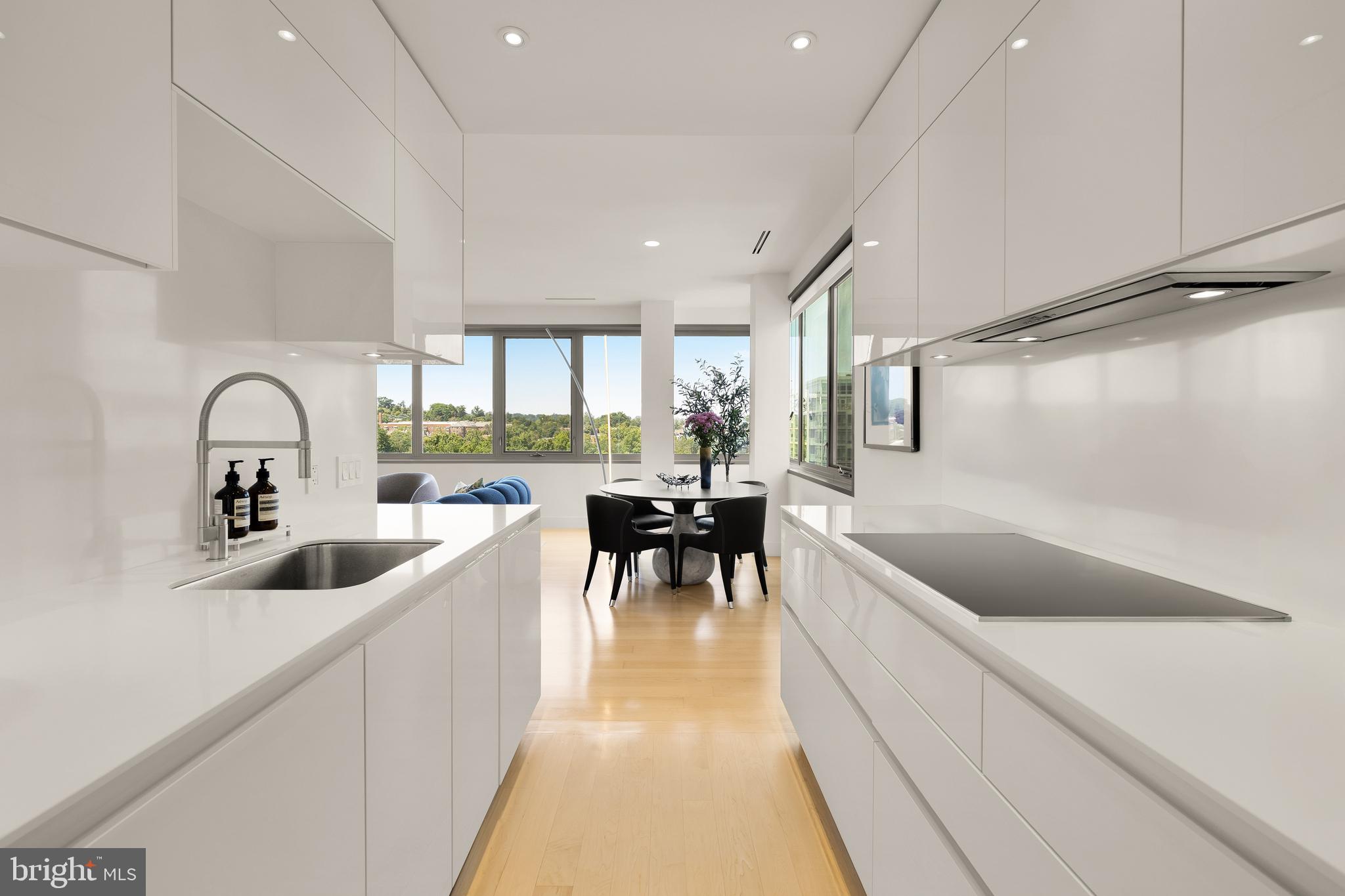 2501 M STREET NW 704