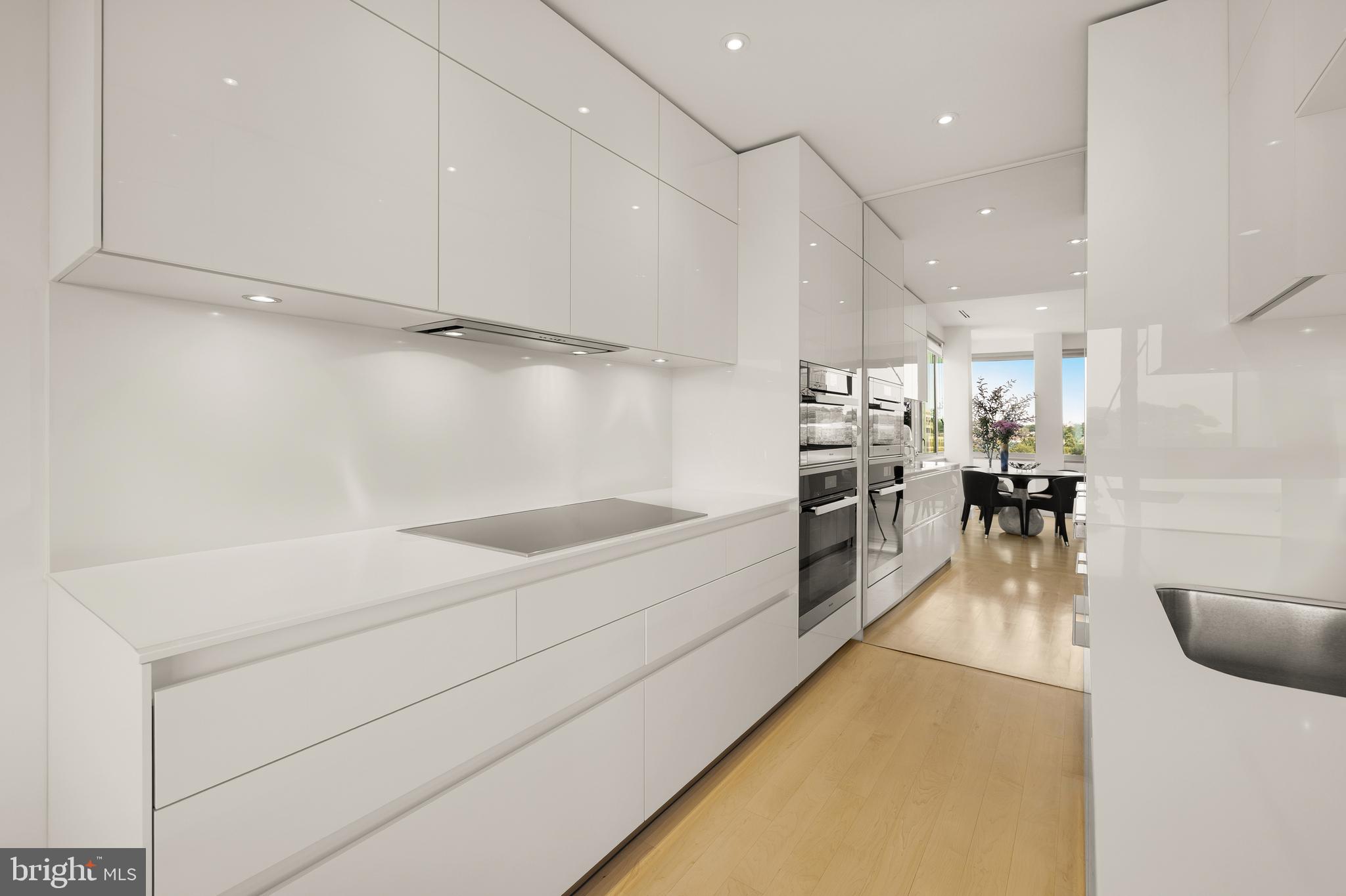 2501 M STREET NW 704