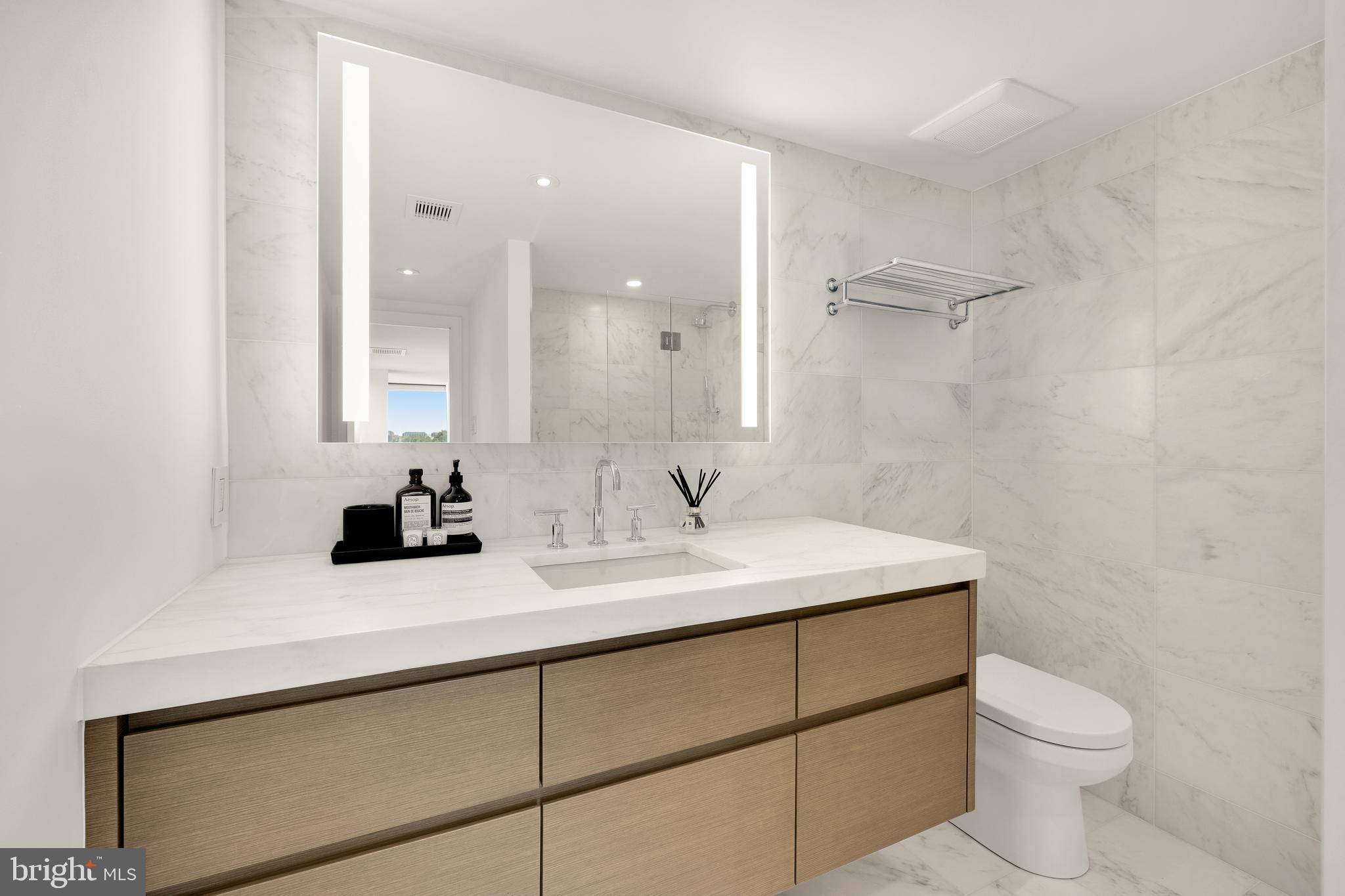 2501 M STREET NW 704