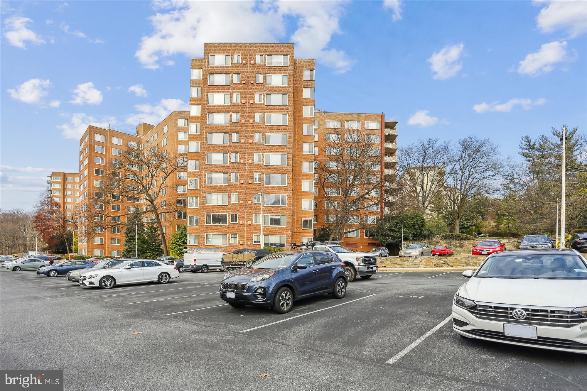 4000 TUNLAW ROAD NW 611