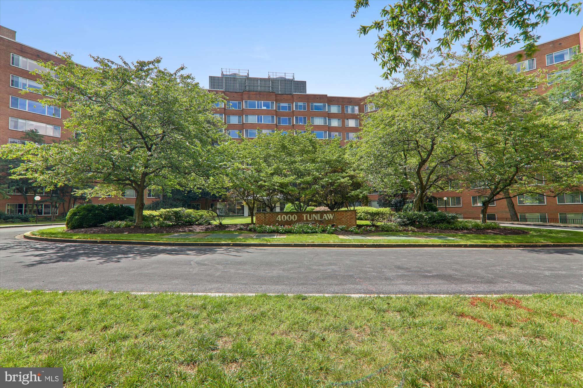 4000 TUNLAW ROAD NW 611