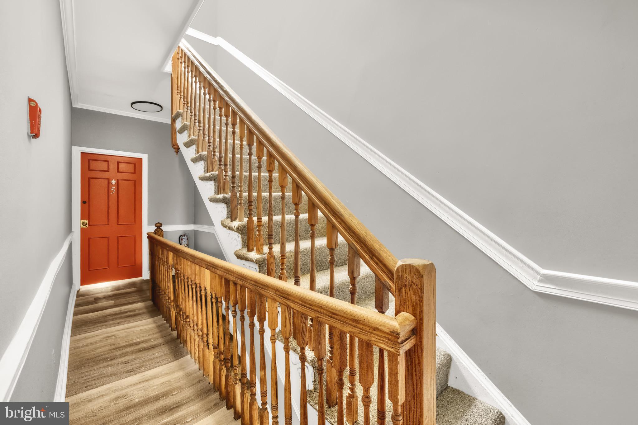 323 MARYLAND AVENUE NE