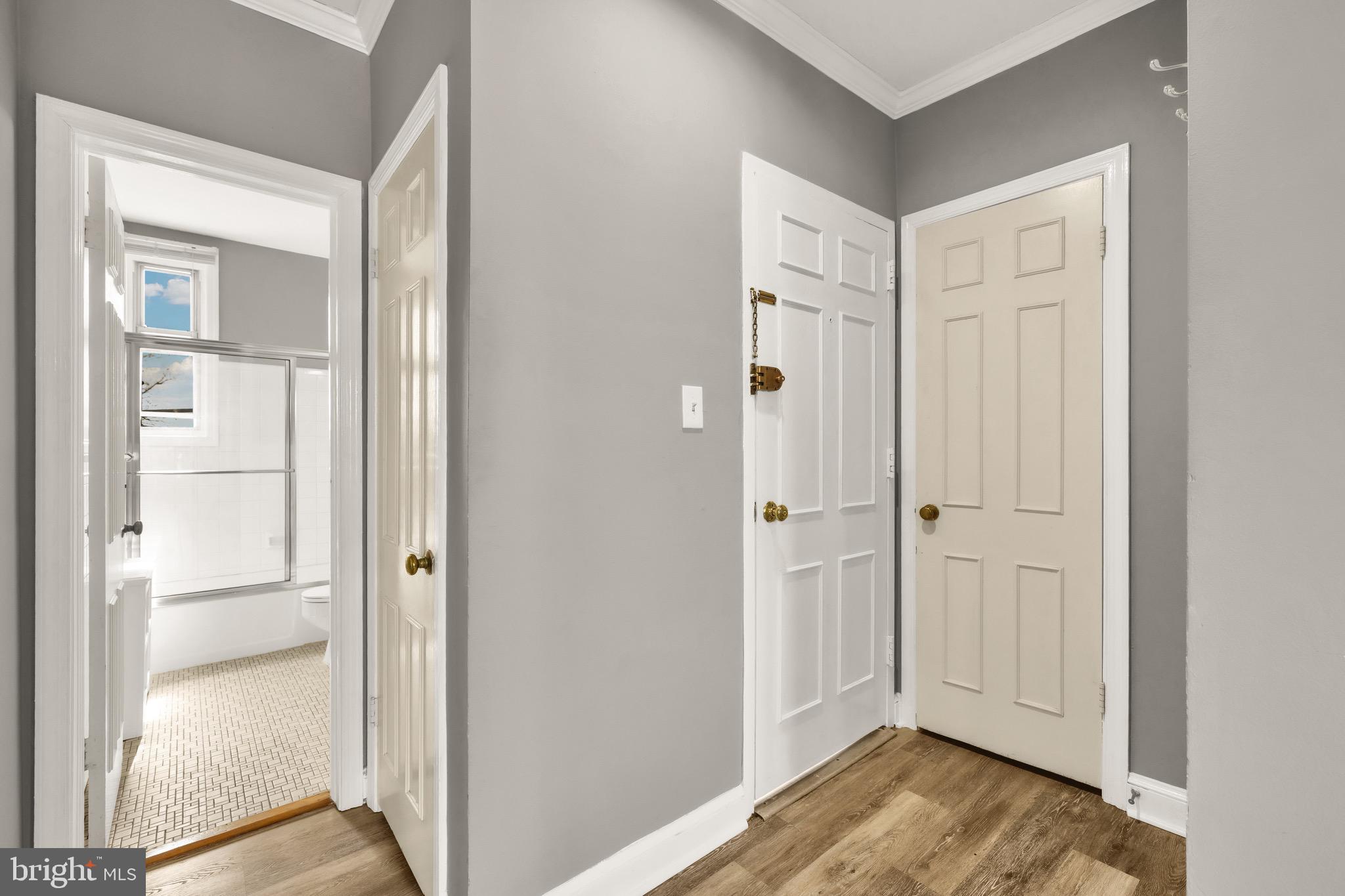 323 MARYLAND AVENUE NE