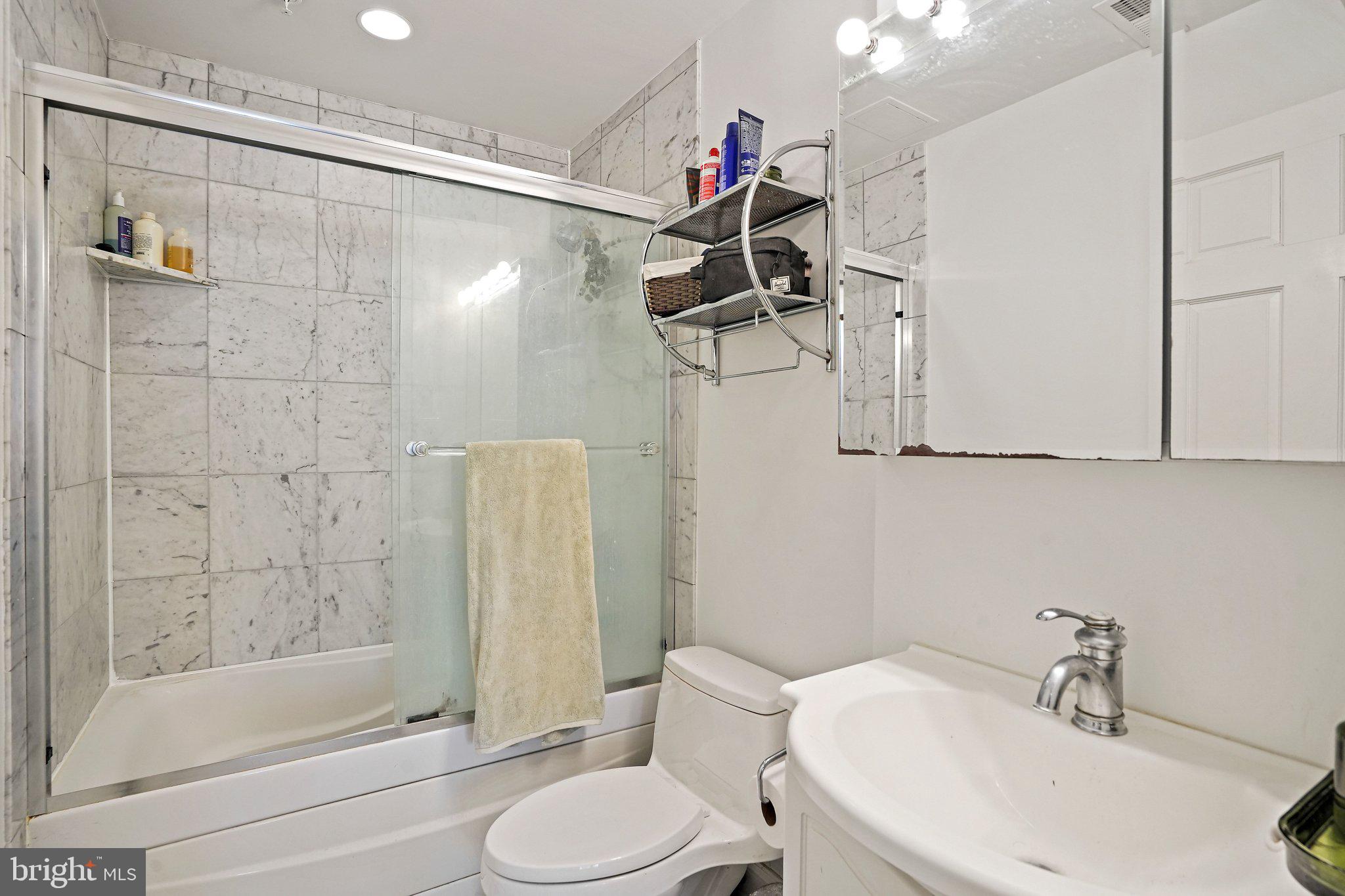 1212 M STREET NW 302