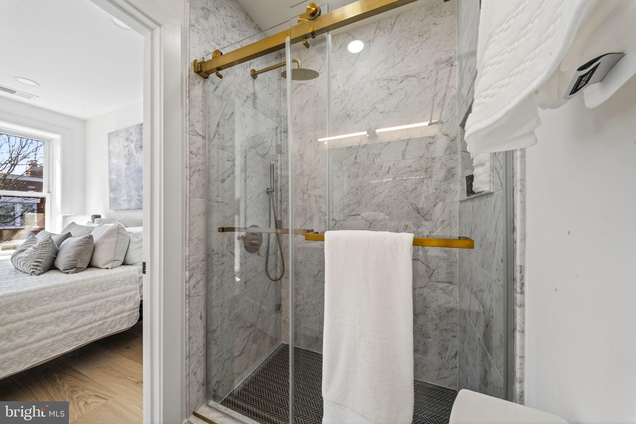 609 HARVARD STREET NW