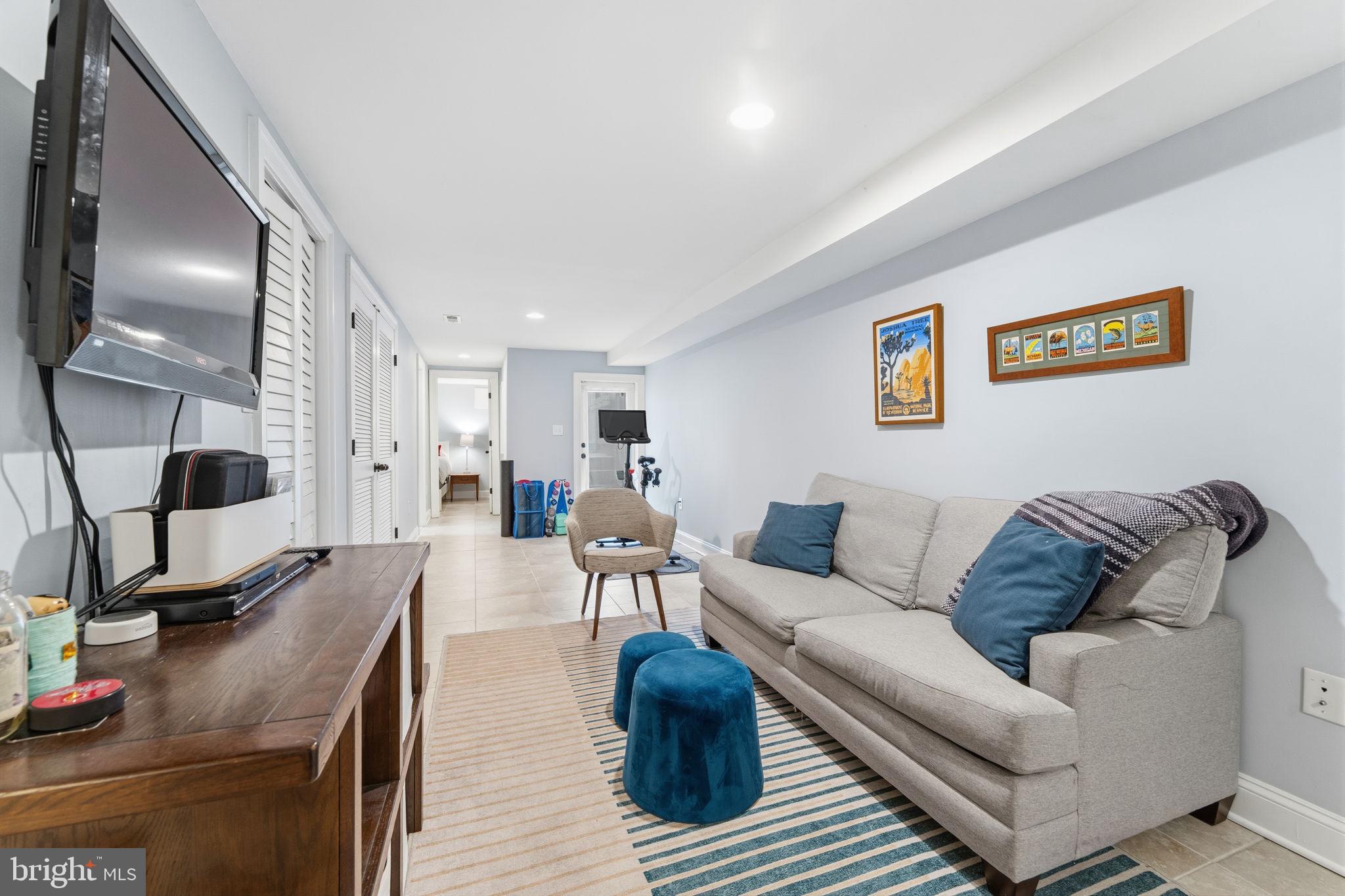 424 SHEPHERD STREET NW