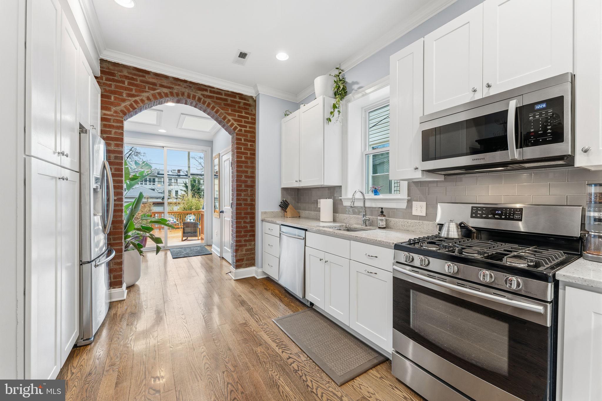 424 SHEPHERD STREET NW