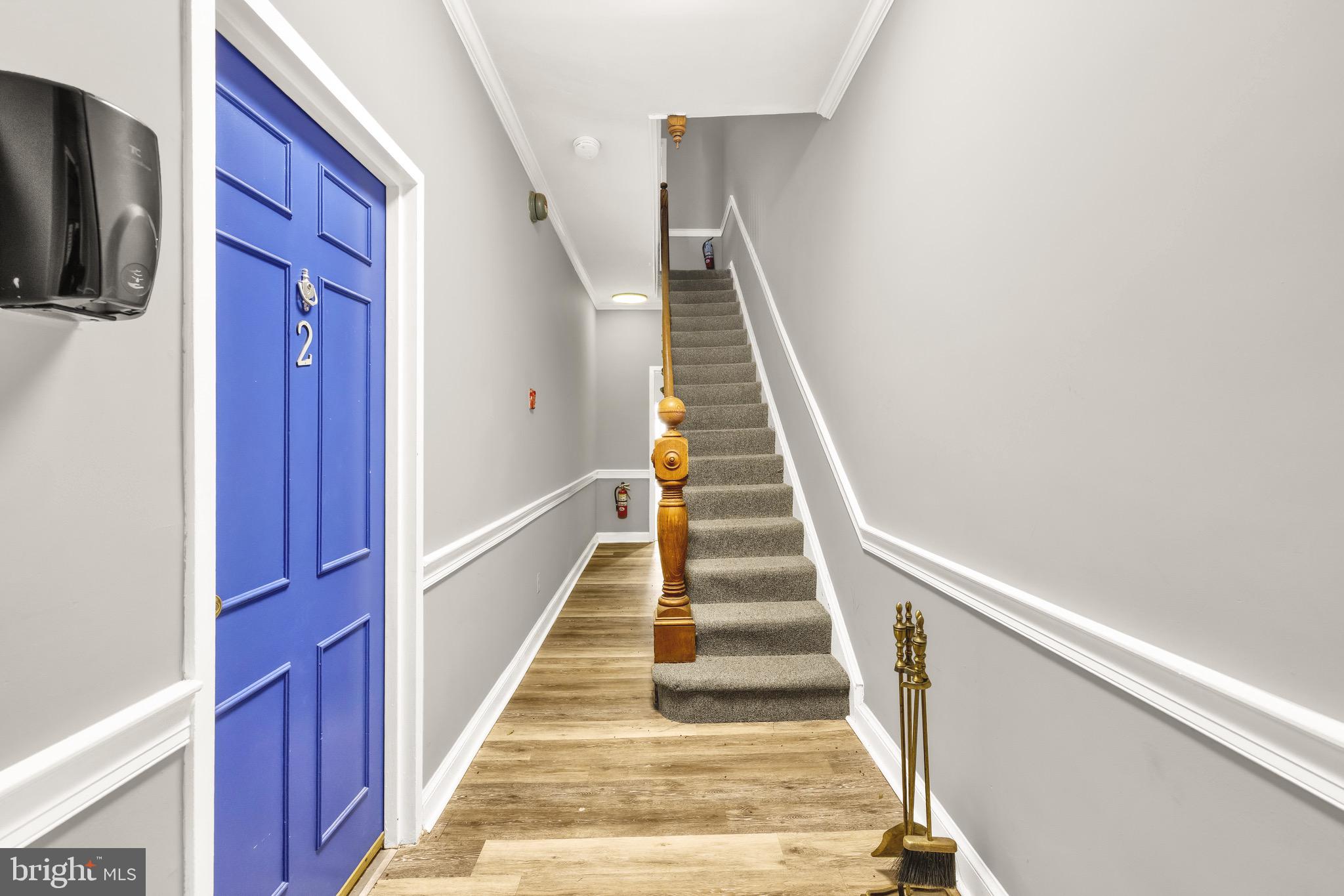 323 MARYLAND AVENUE NE