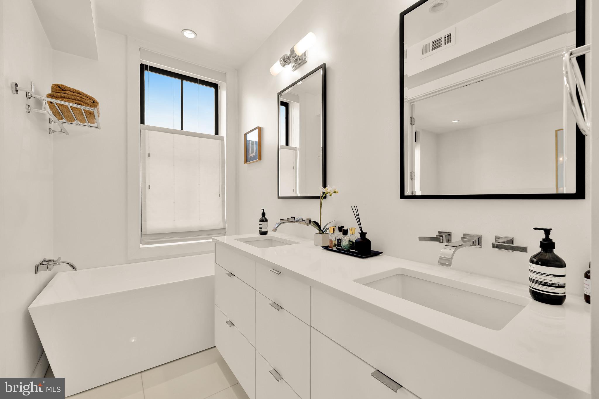 930 FRENCH STREET NW 2