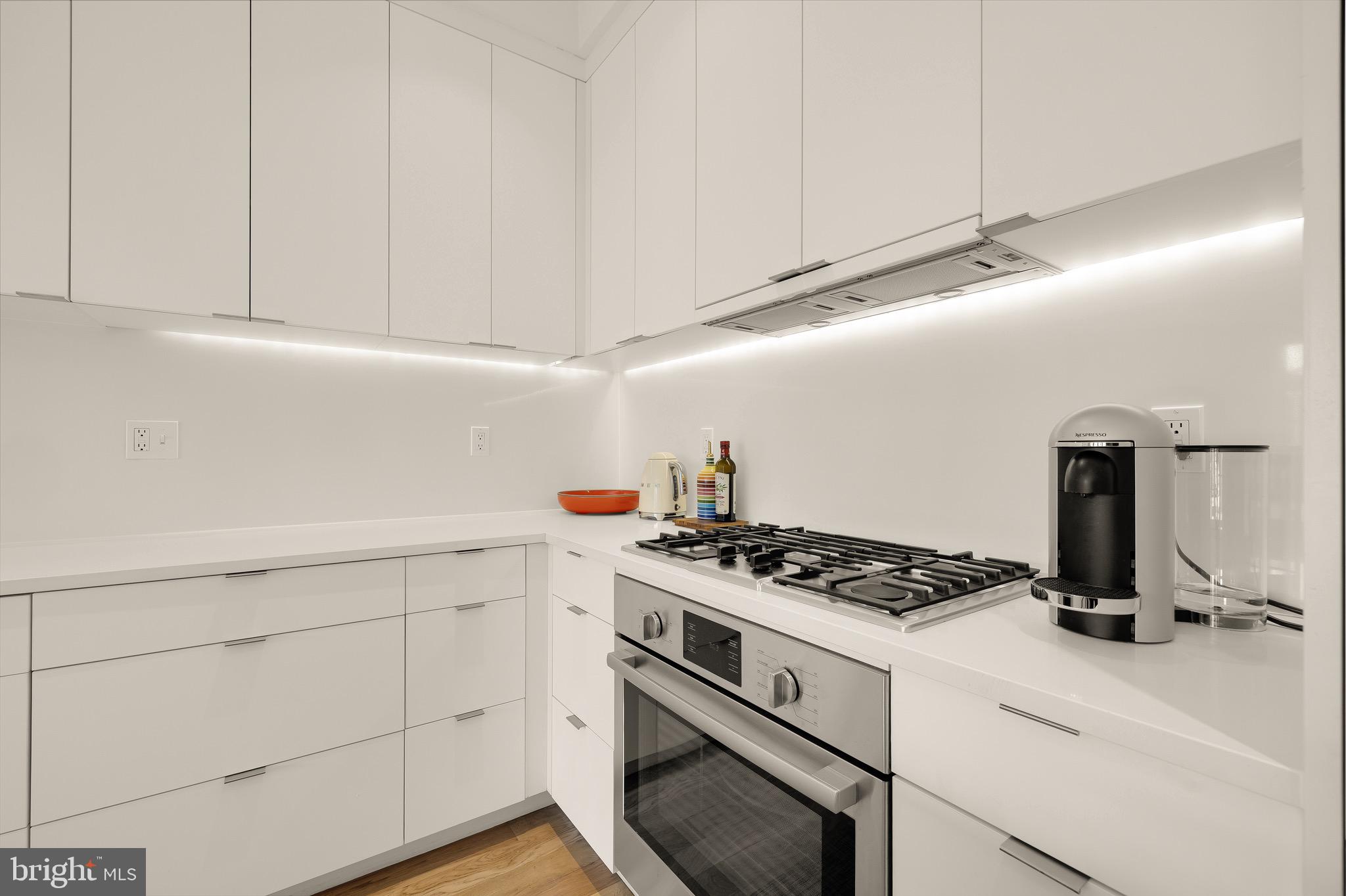 930 FRENCH STREET NW 2