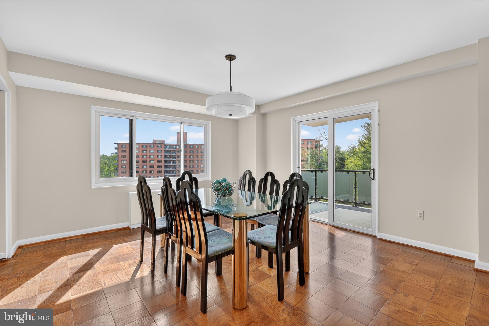 4201 CATHEDRAL AVENUE NW 1024E