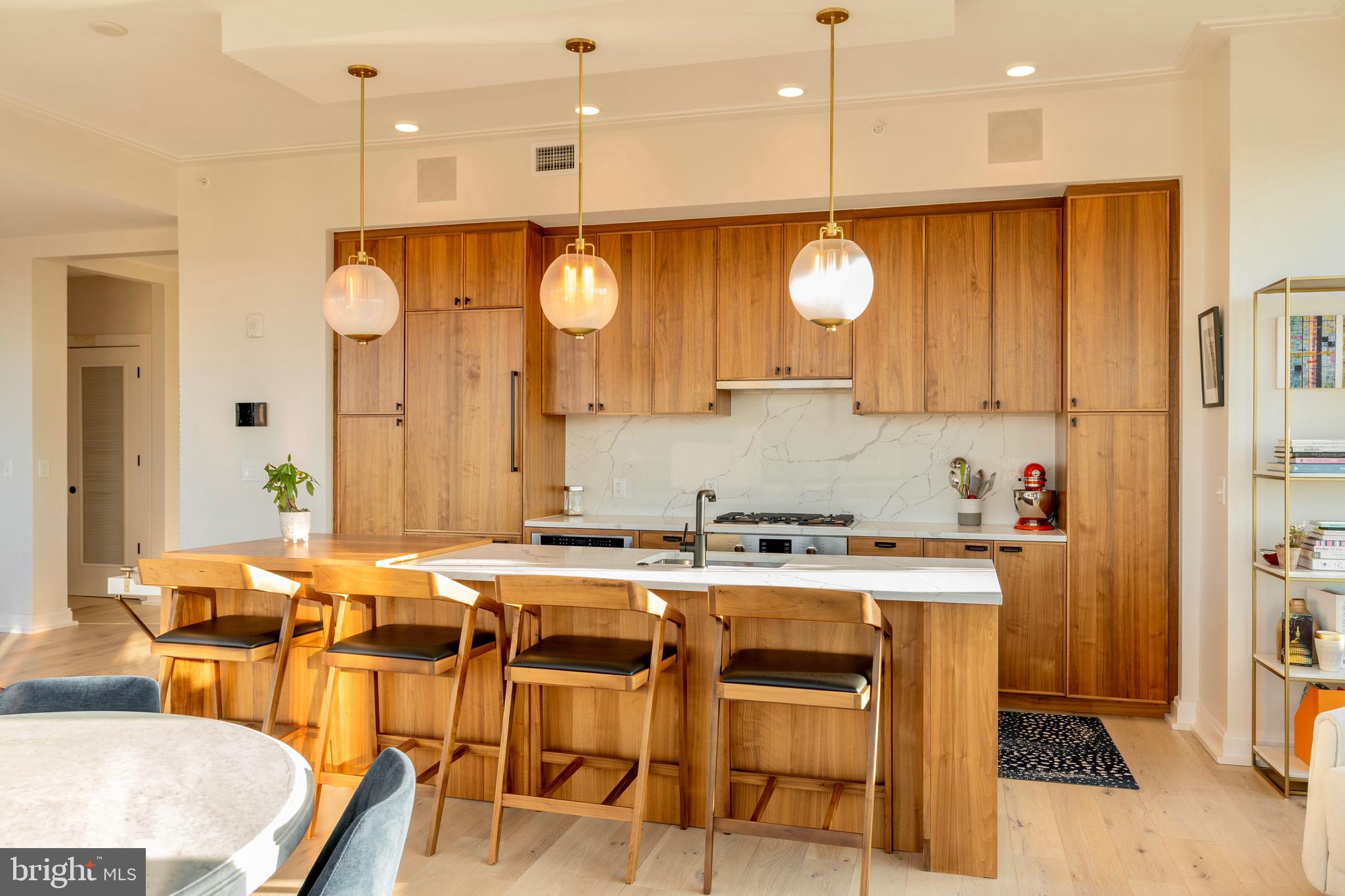 1111 PENNSYLVANIA AVENUE SE 408