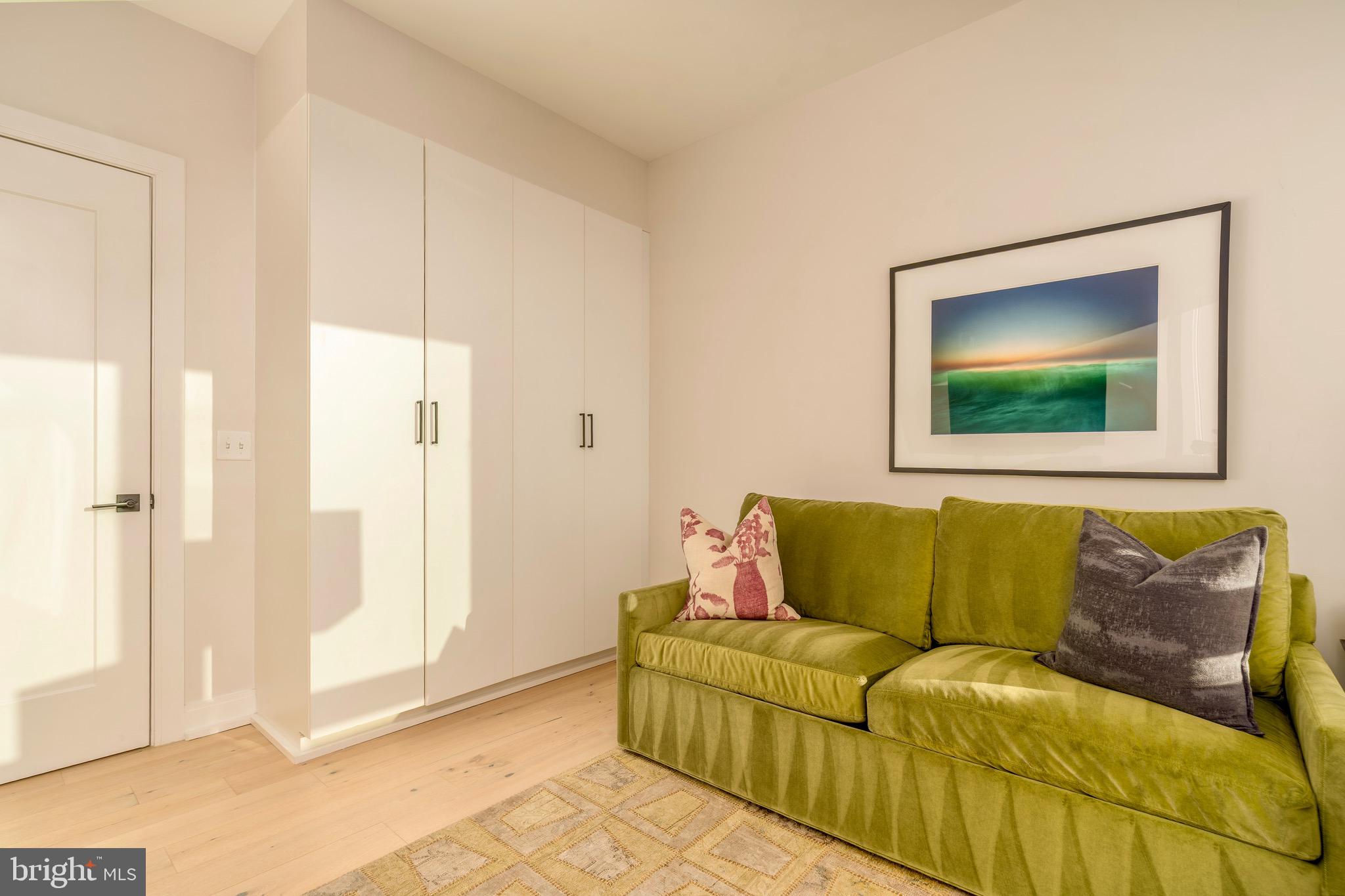 1111 PENNSYLVANIA AVENUE SE 408