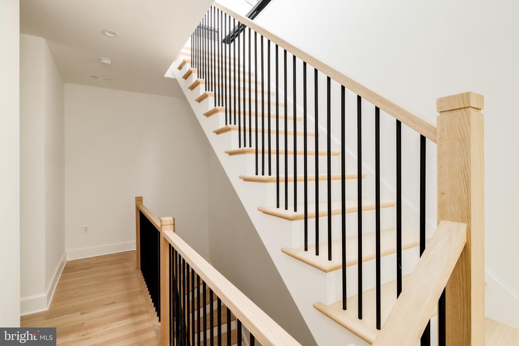 304 N STREET NW 1